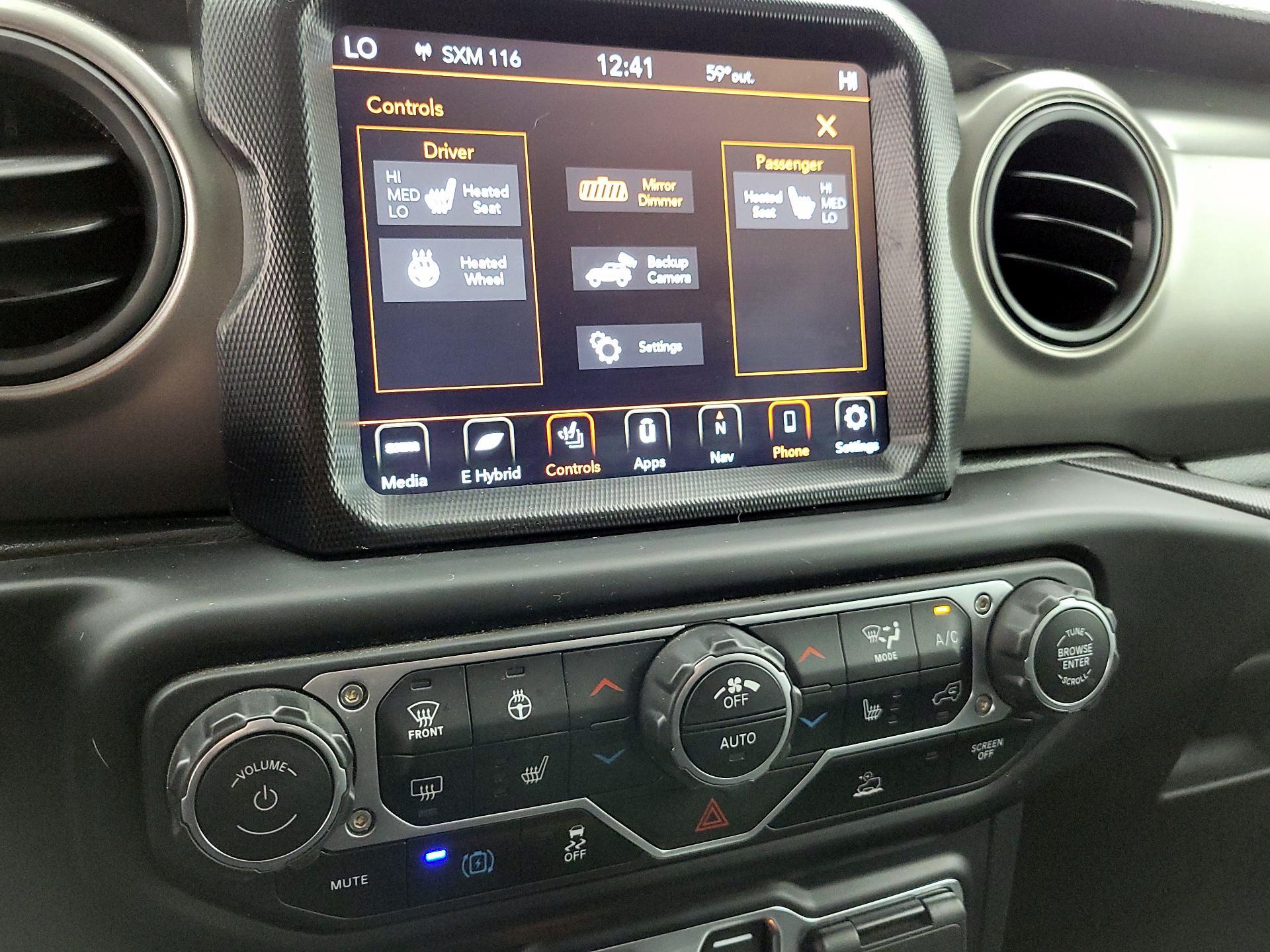 Thumbnail: 2023 Jeep Wrangler - 17