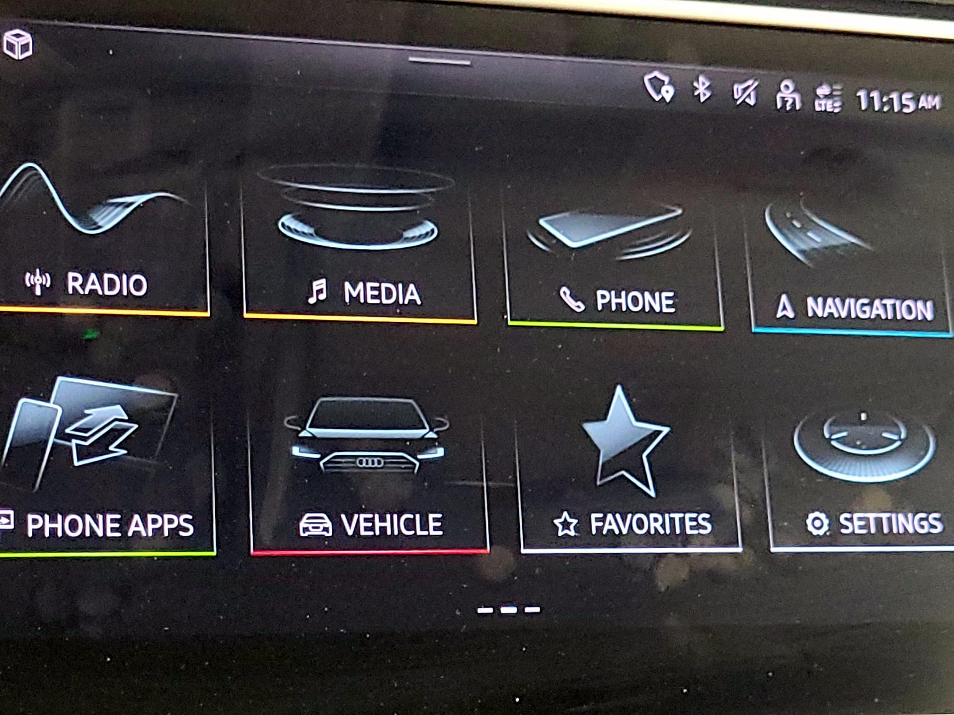 Thumbnail: 2022 Audi Q8 - 15