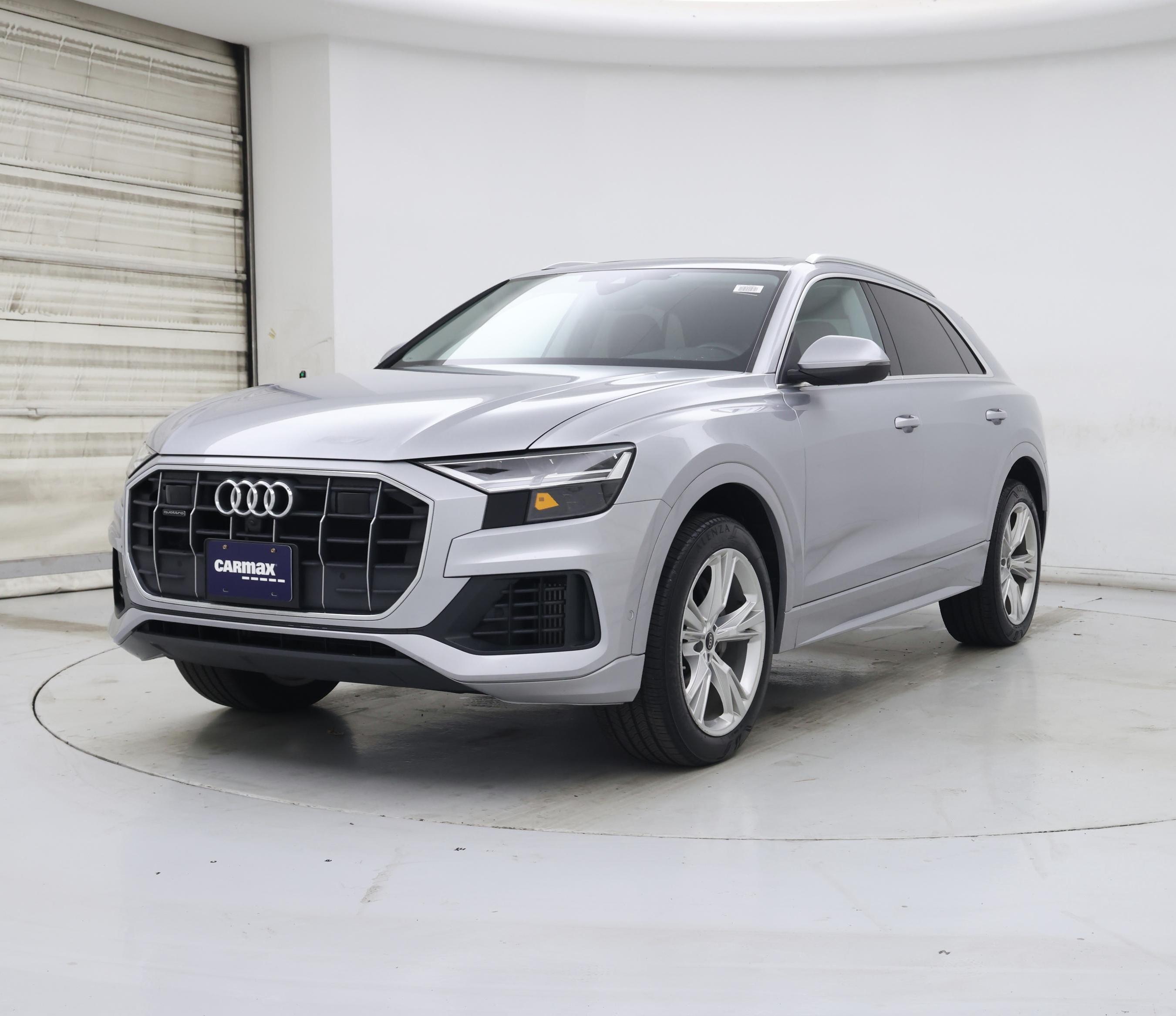 Thumbnail: 2022 Audi Q8 - 4