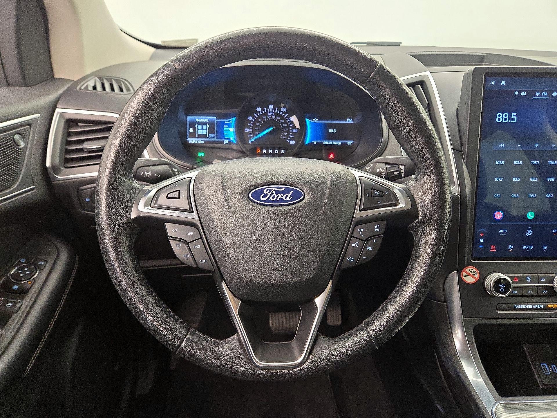 Thumbnail: 2022 Ford Edge - 10