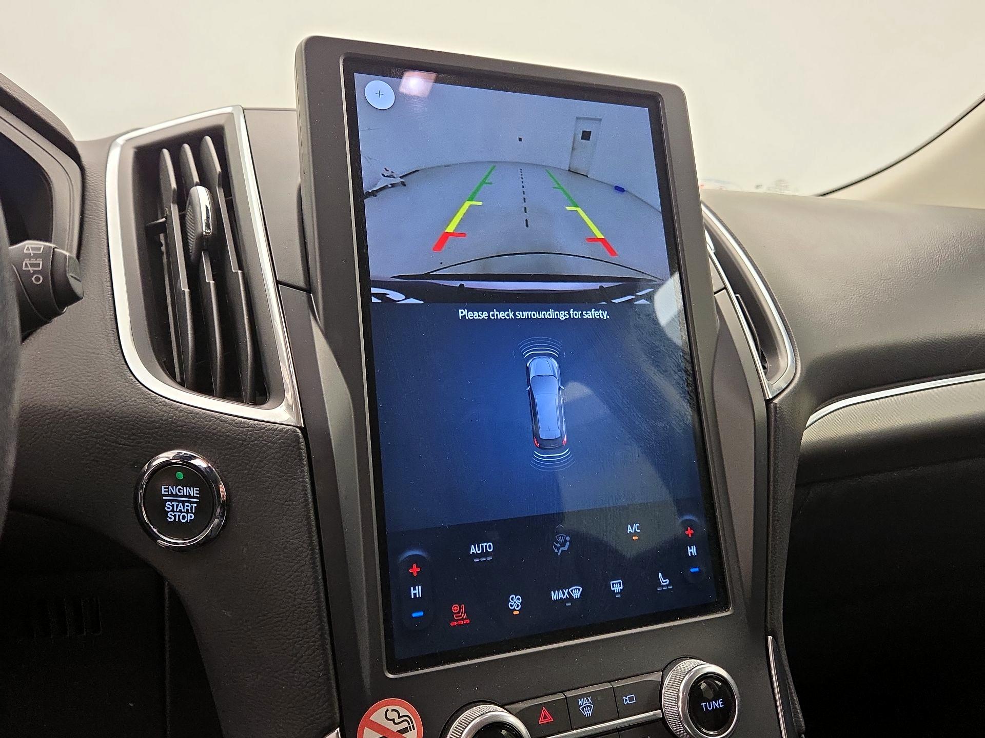 Thumbnail: 2022 Ford Edge - 14