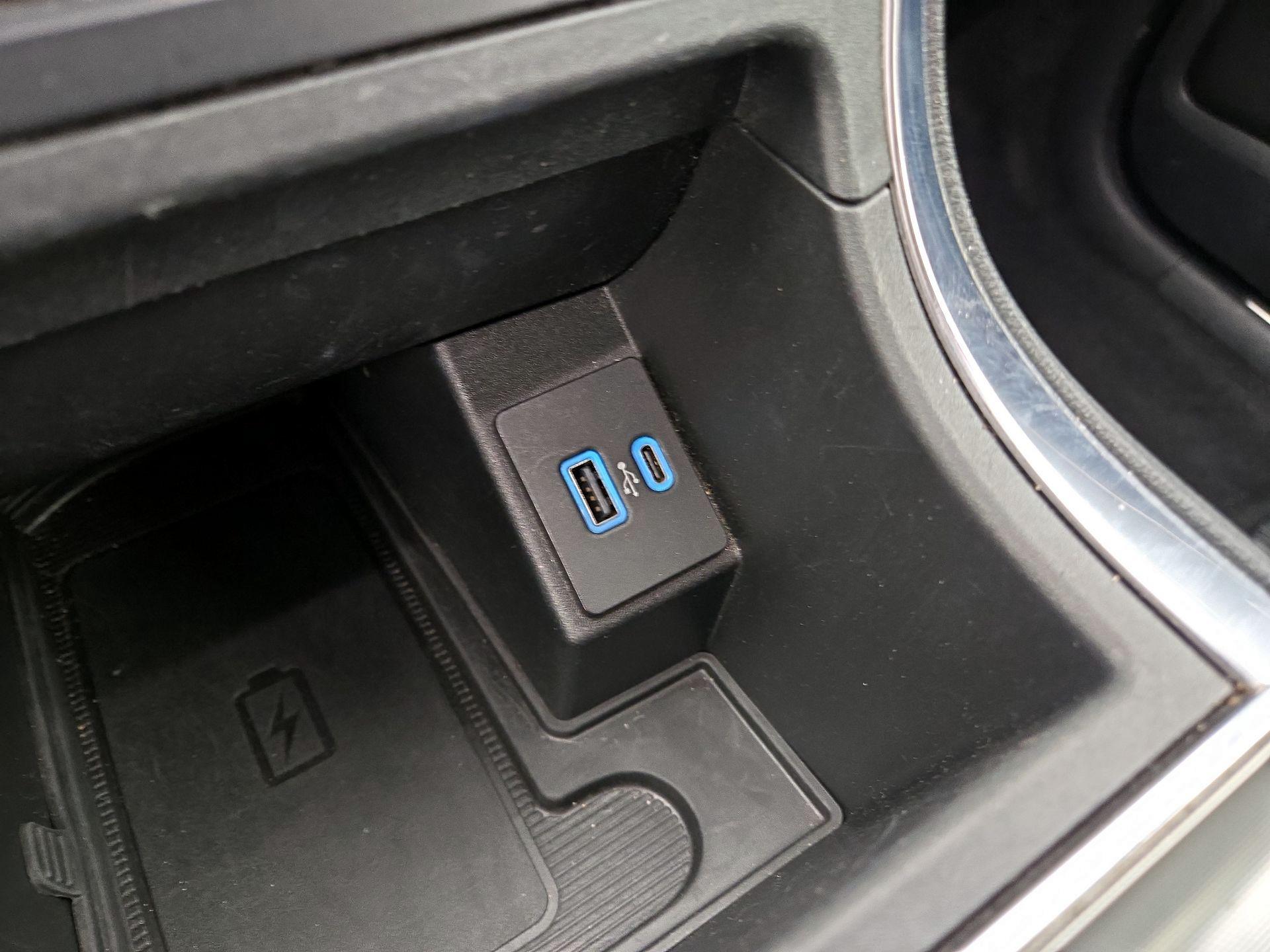 Thumbnail: 2022 Ford Edge - 18