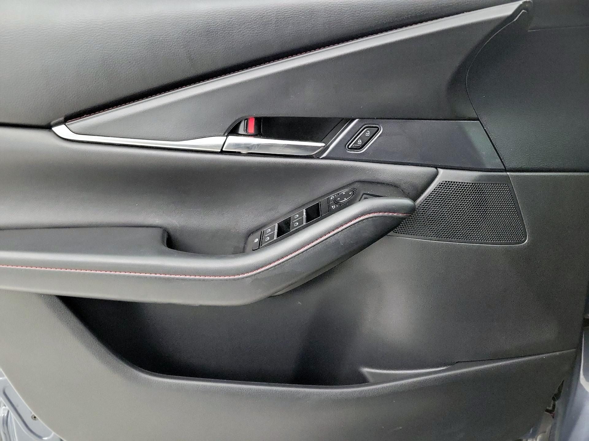 Thumbnail: 2024 Mazda CX-30 - 10