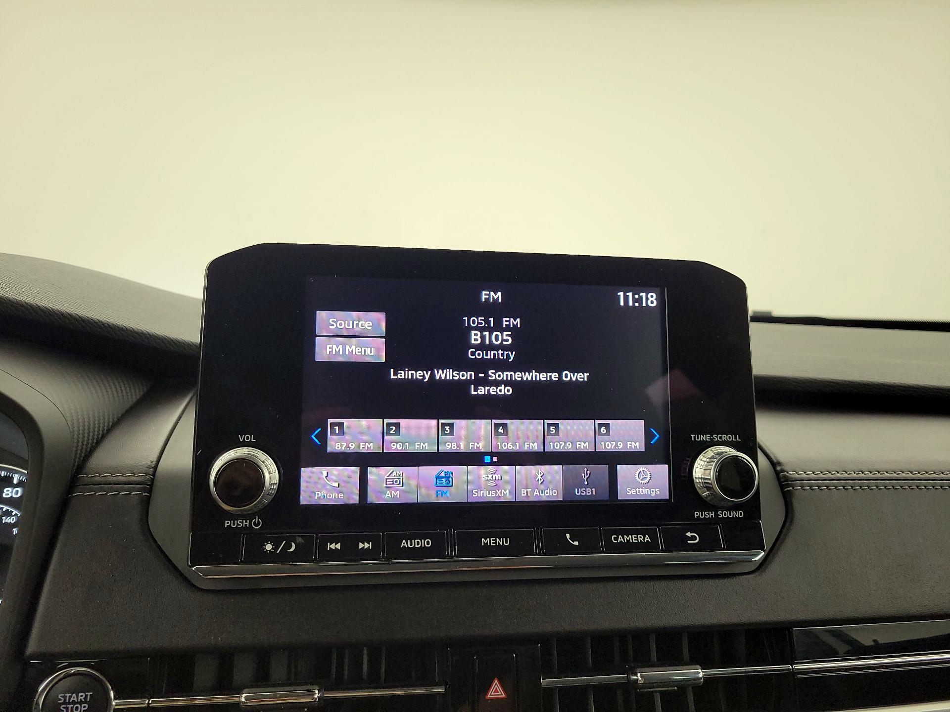 Thumbnail: 2022 Mitsubishi Outlander - 15