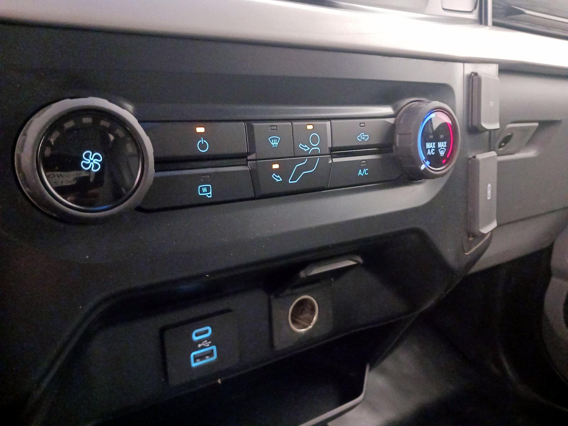 Thumbnail: 2021 Ford F-150 - 16