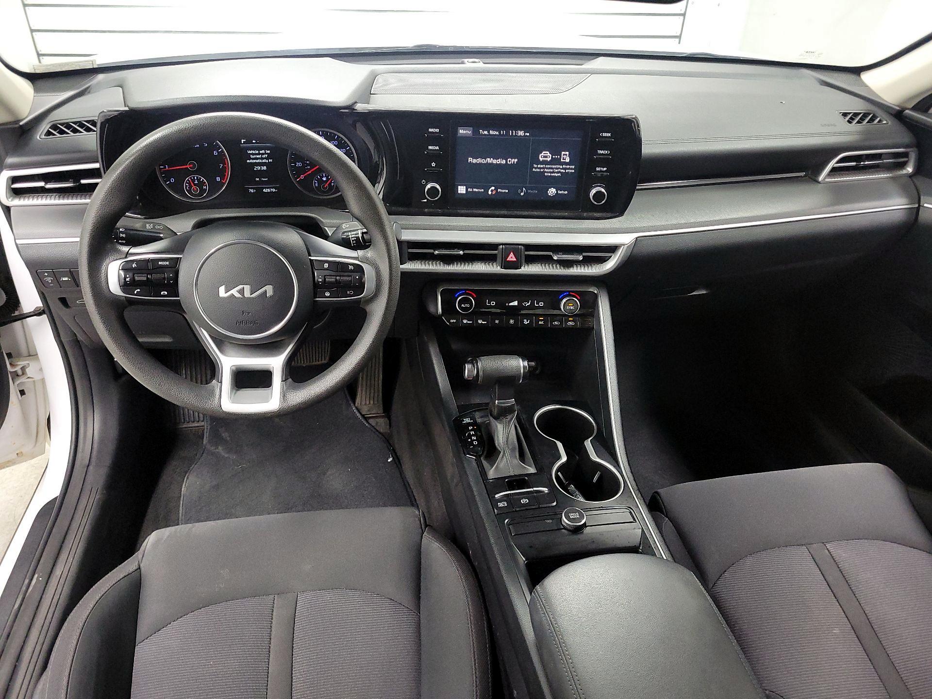 Thumbnail: 2022 Kia K5 - 9