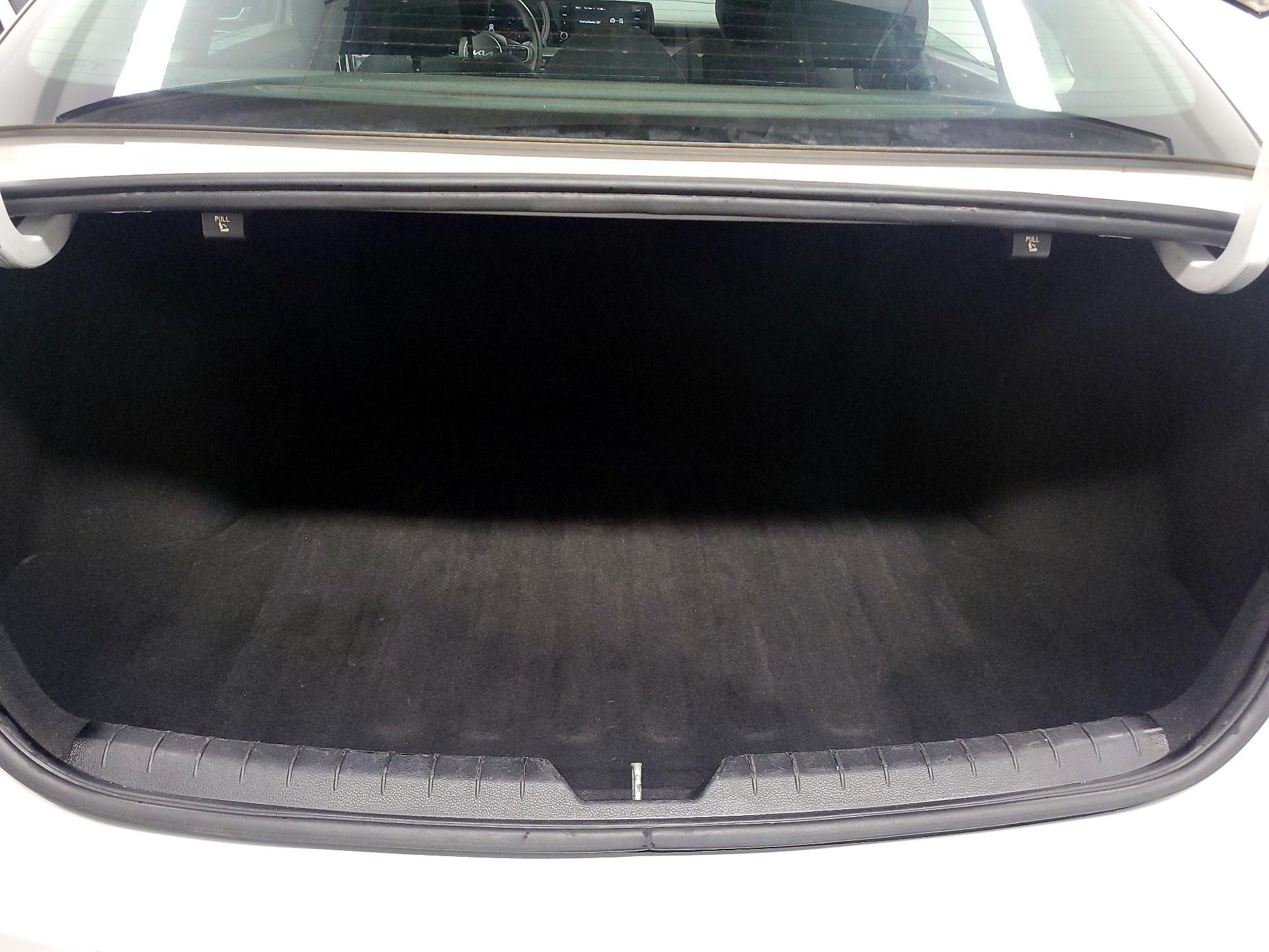 Thumbnail: 2022 Kia K5 - 18