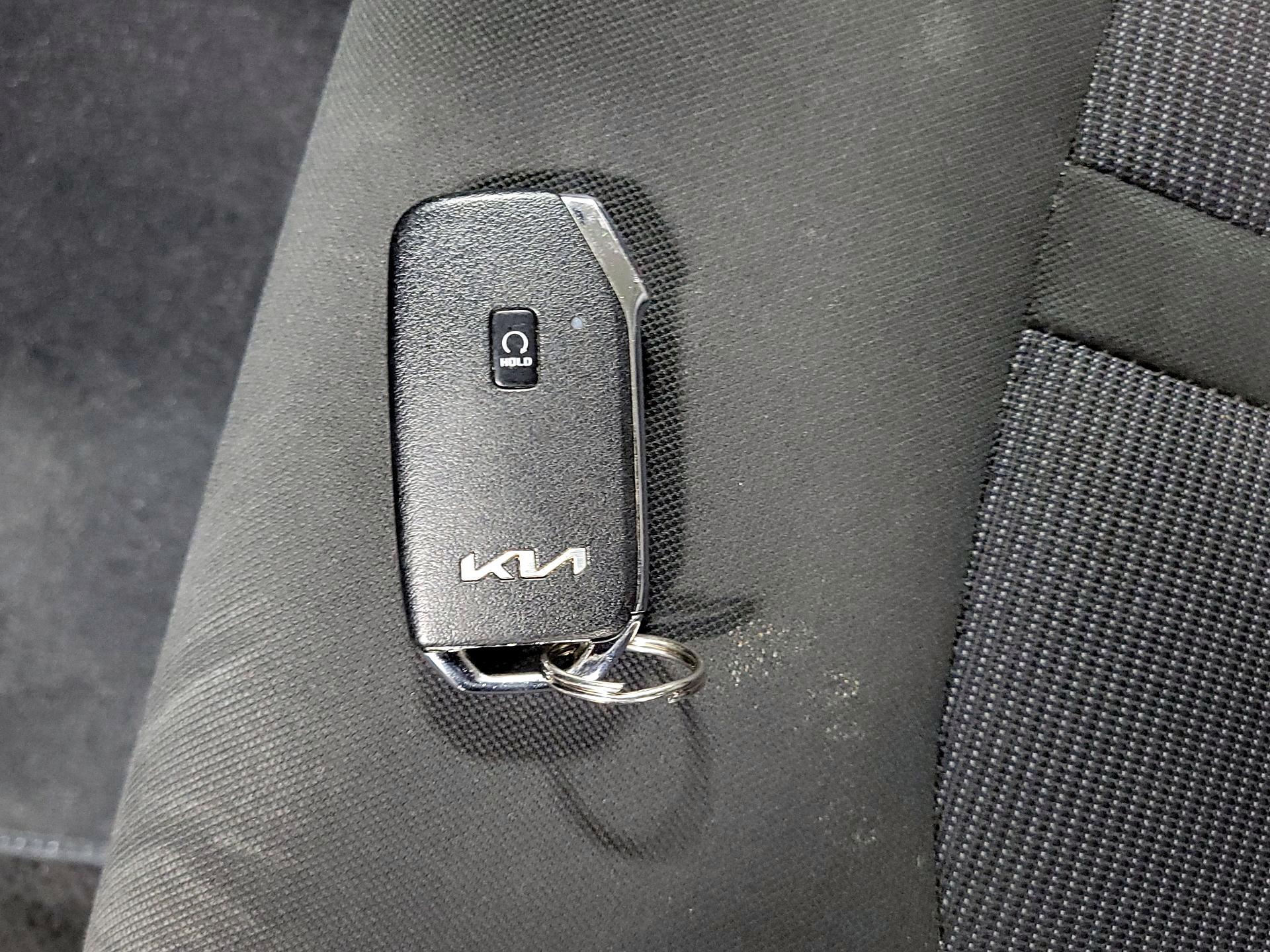 Thumbnail: 2022 Kia K5 - 20