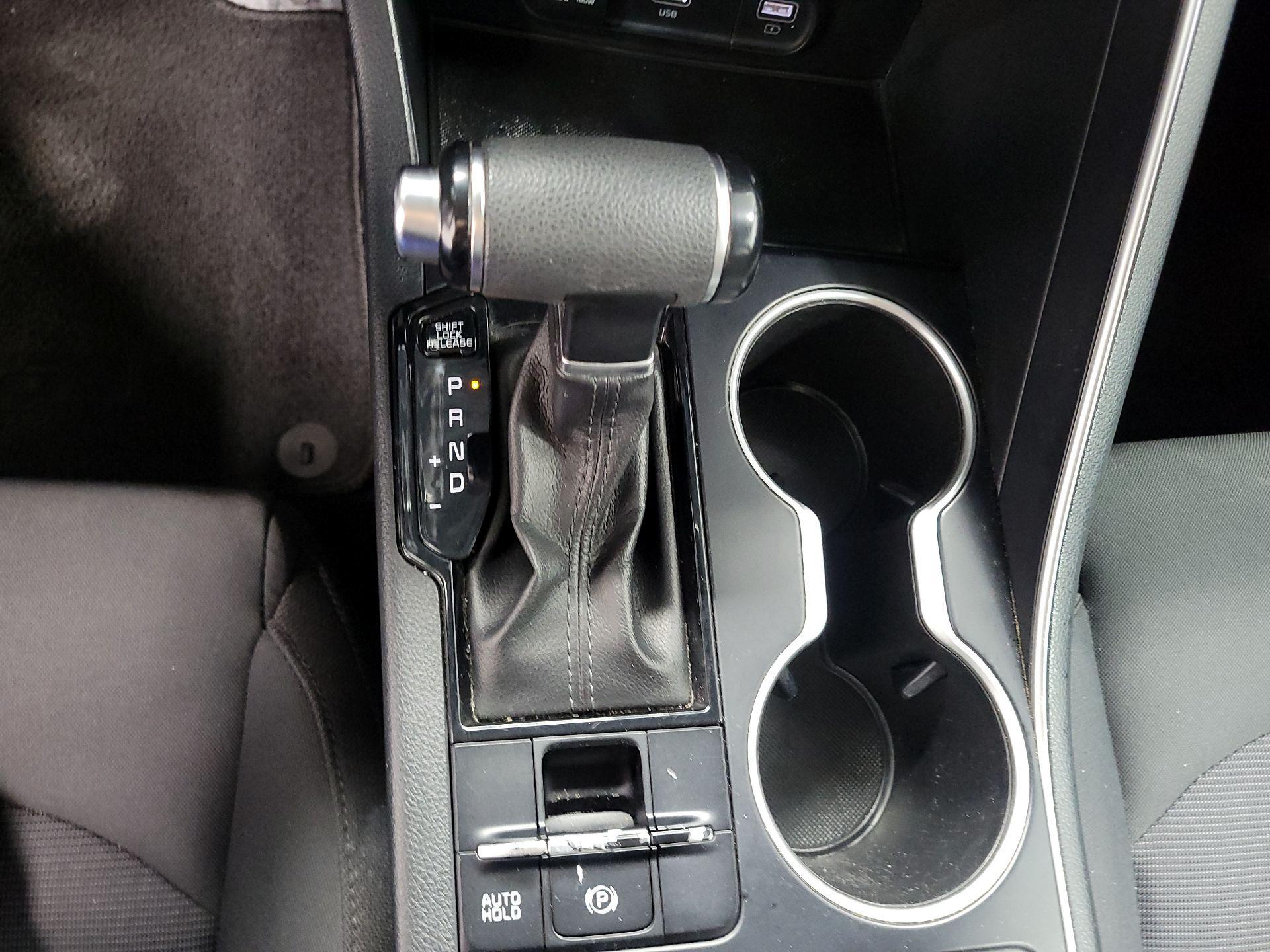 Thumbnail: 2022 Kia K5 - 17