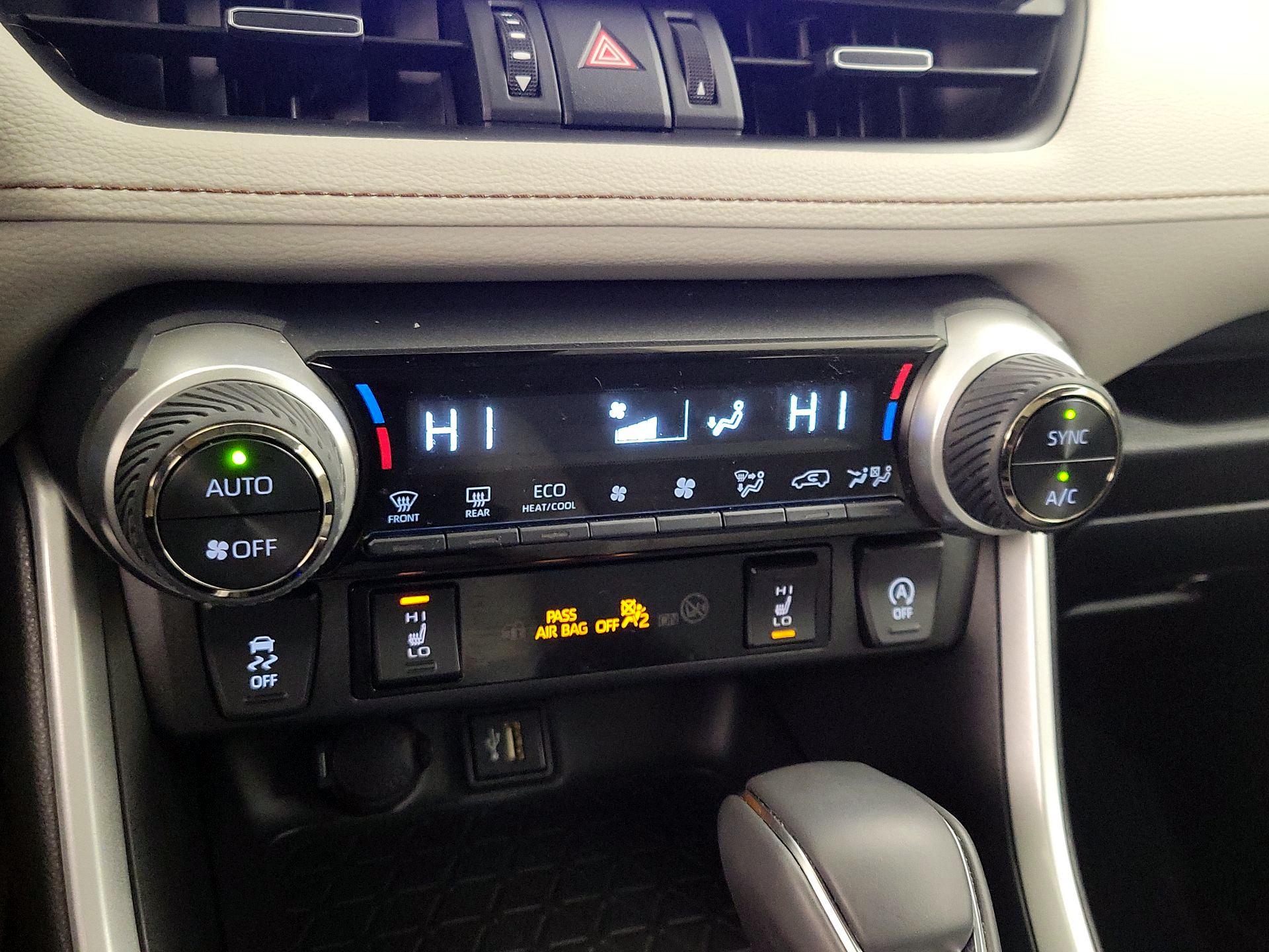 Thumbnail: 2024 Toyota RAV4 - 16