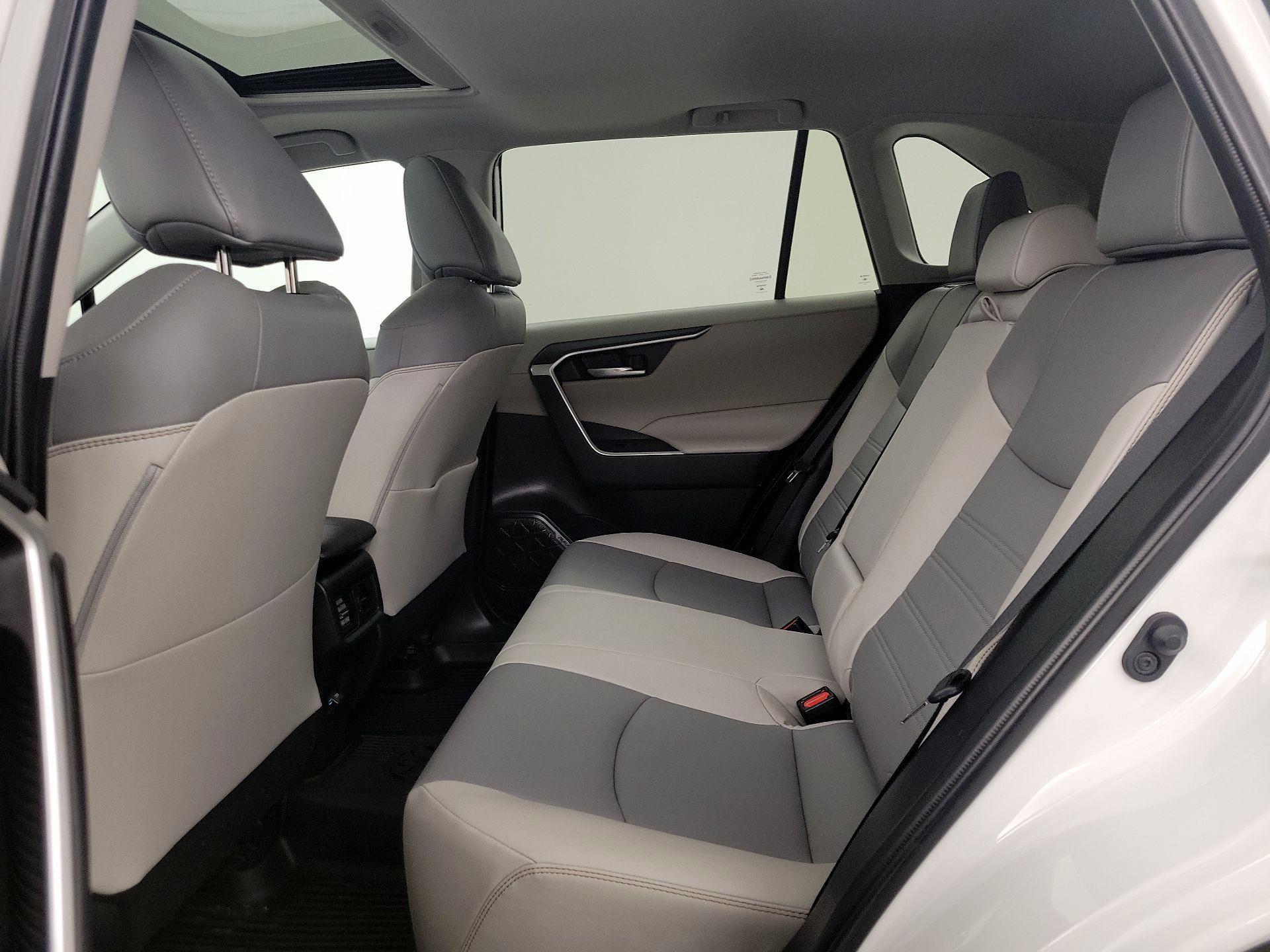 Thumbnail: 2024 Toyota RAV4 - 20