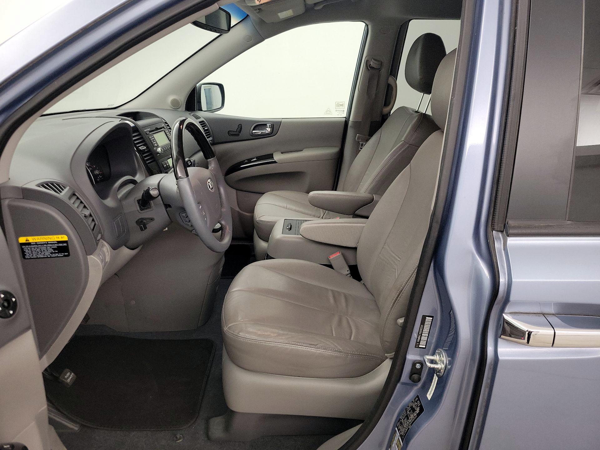 Thumbnail: 2014 Kia Sedona - 11