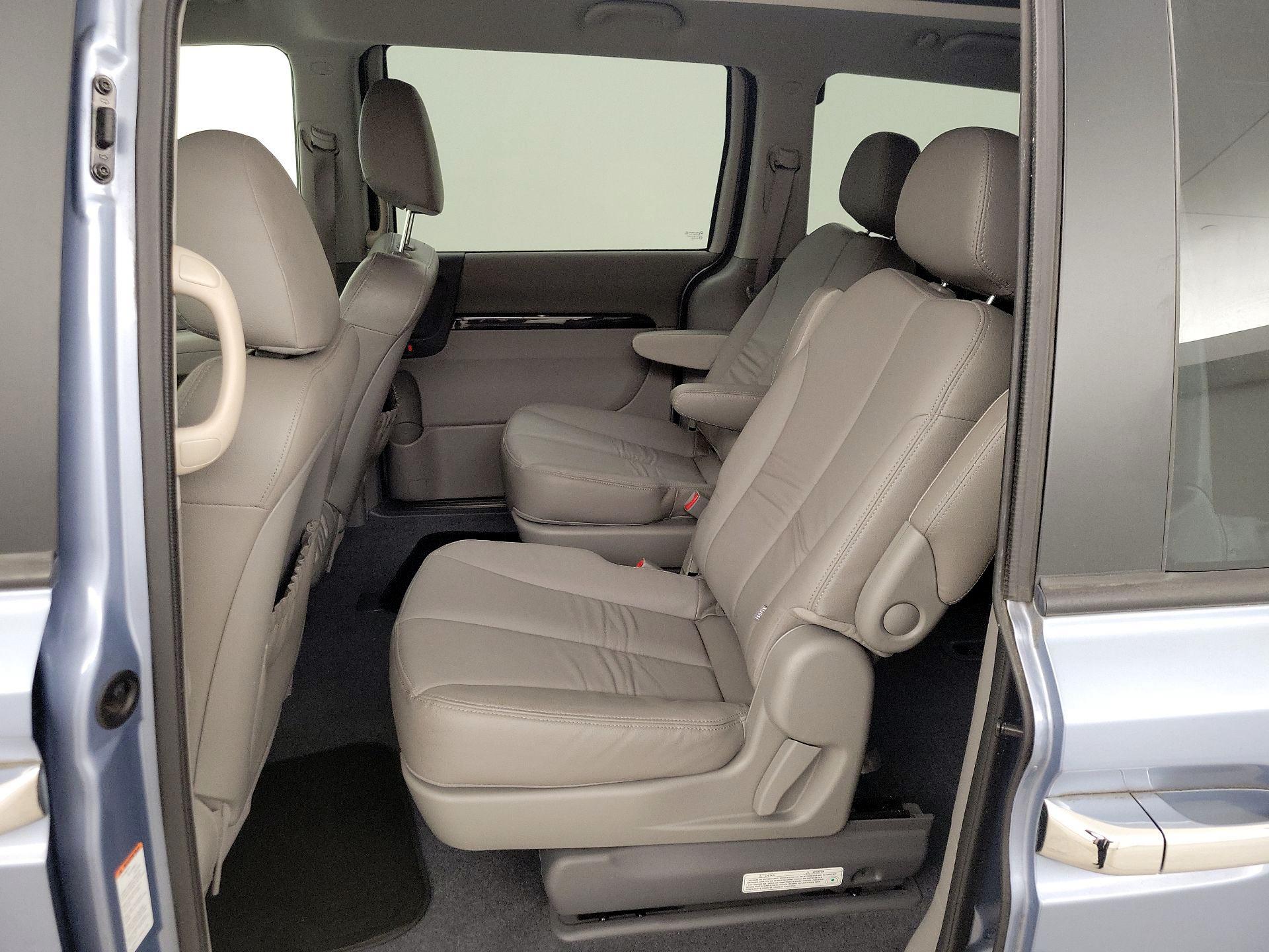 Thumbnail: 2014 Kia Sedona - 18