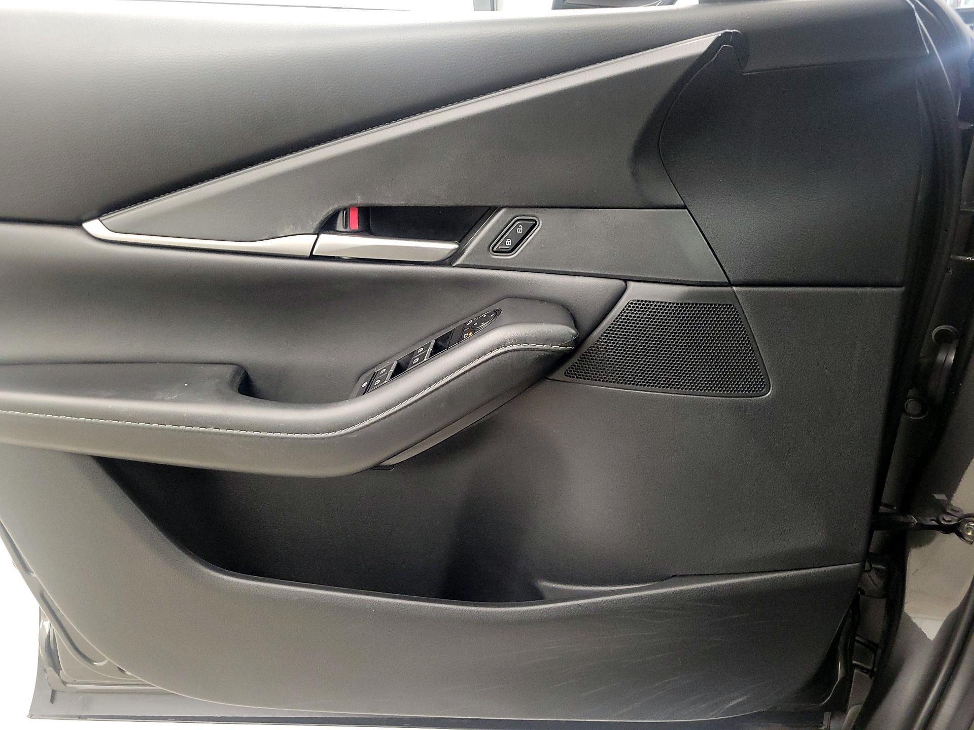 Thumbnail: 2022 Mazda CX-30 - 12