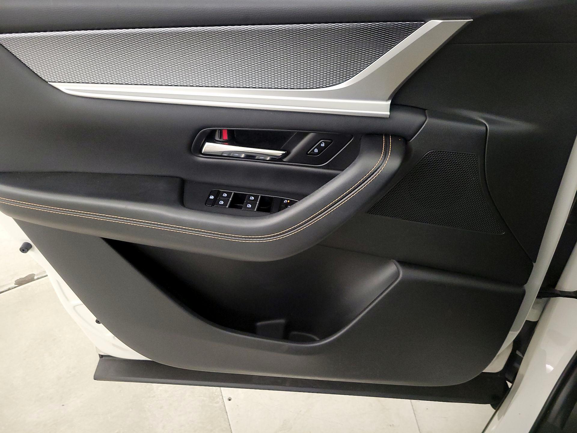 Thumbnail: 2024 Mazda CX-90 - 12