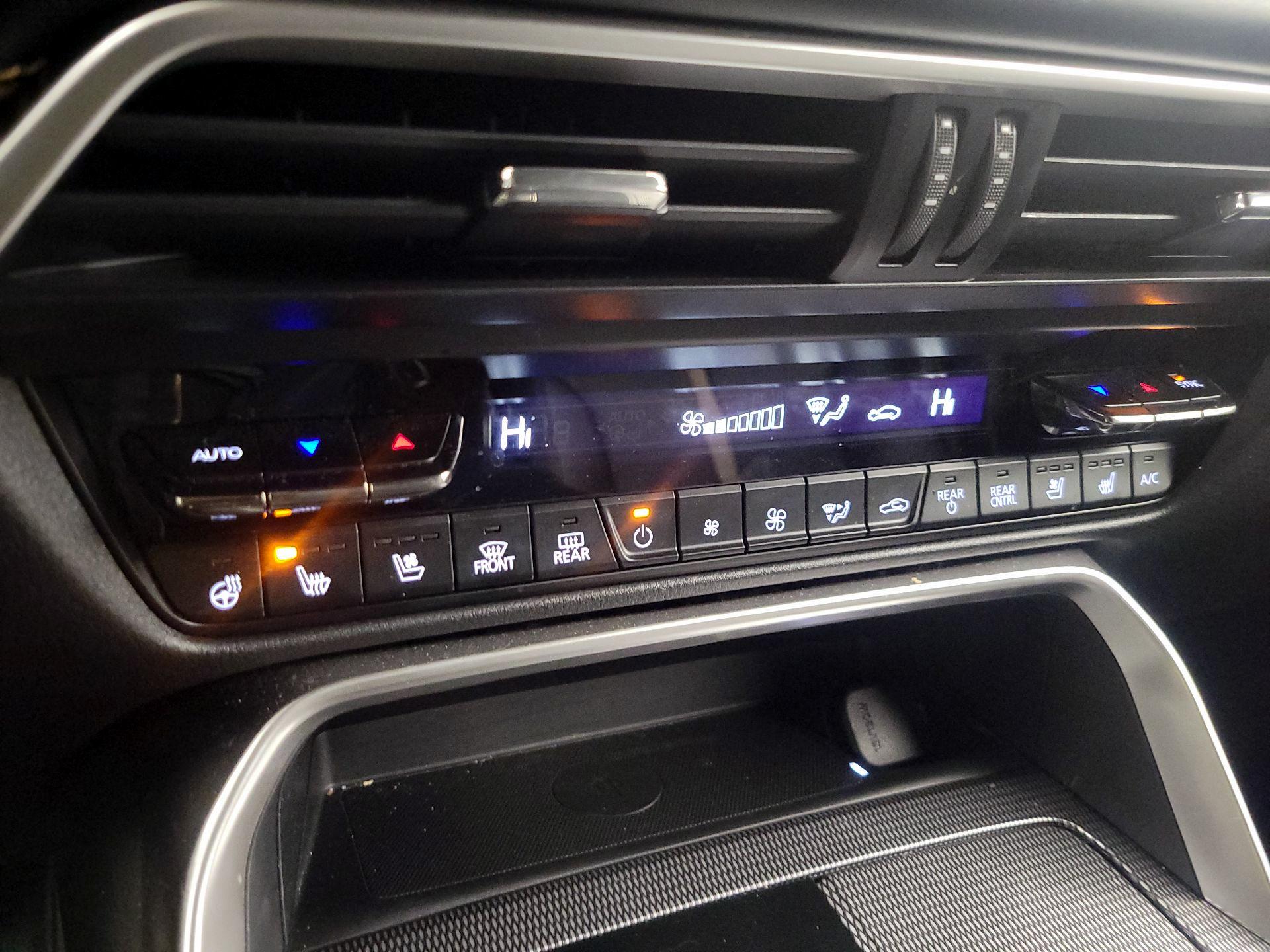 Thumbnail: 2024 Mazda CX-90 - 17