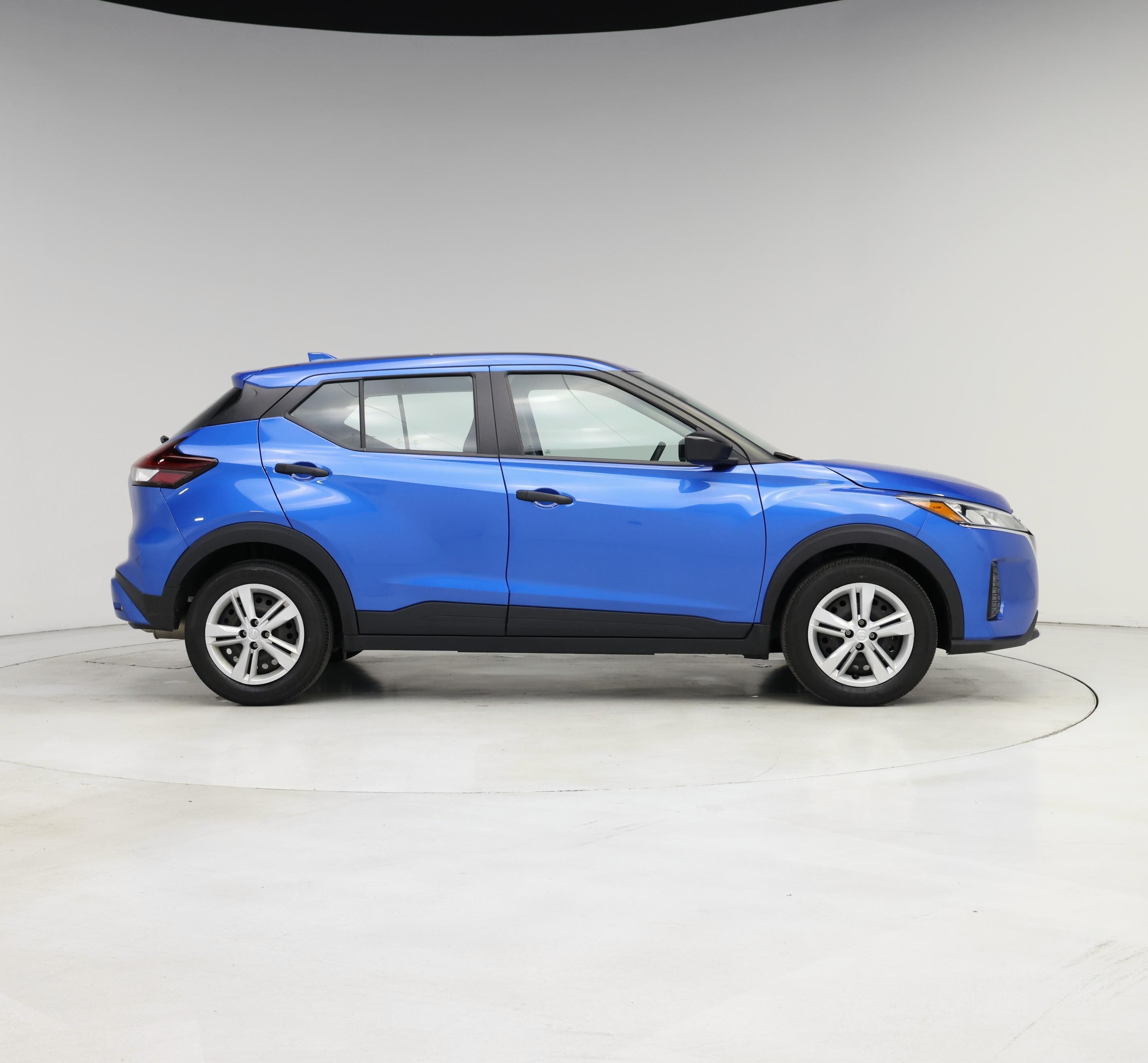 Thumbnail: 2023 Nissan Kicks - 7