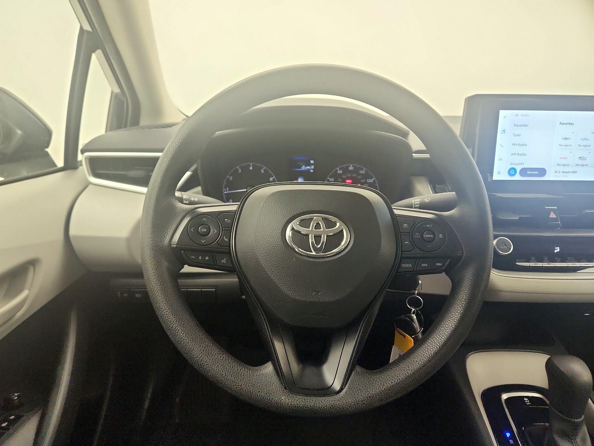 Thumbnail: 2023 Toyota Corolla - 10