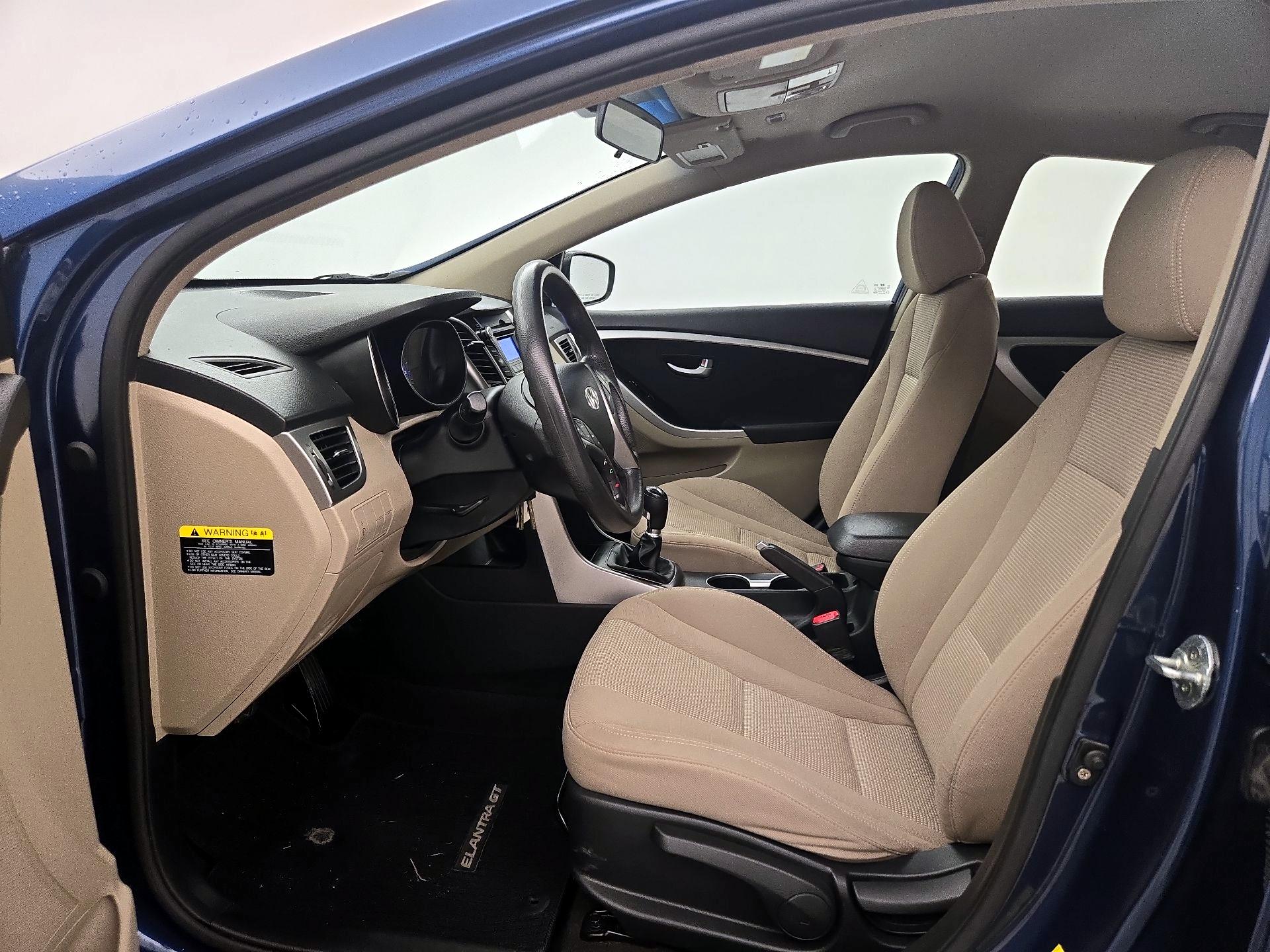 Thumbnail: 2016 Hyundai Elantra - 11