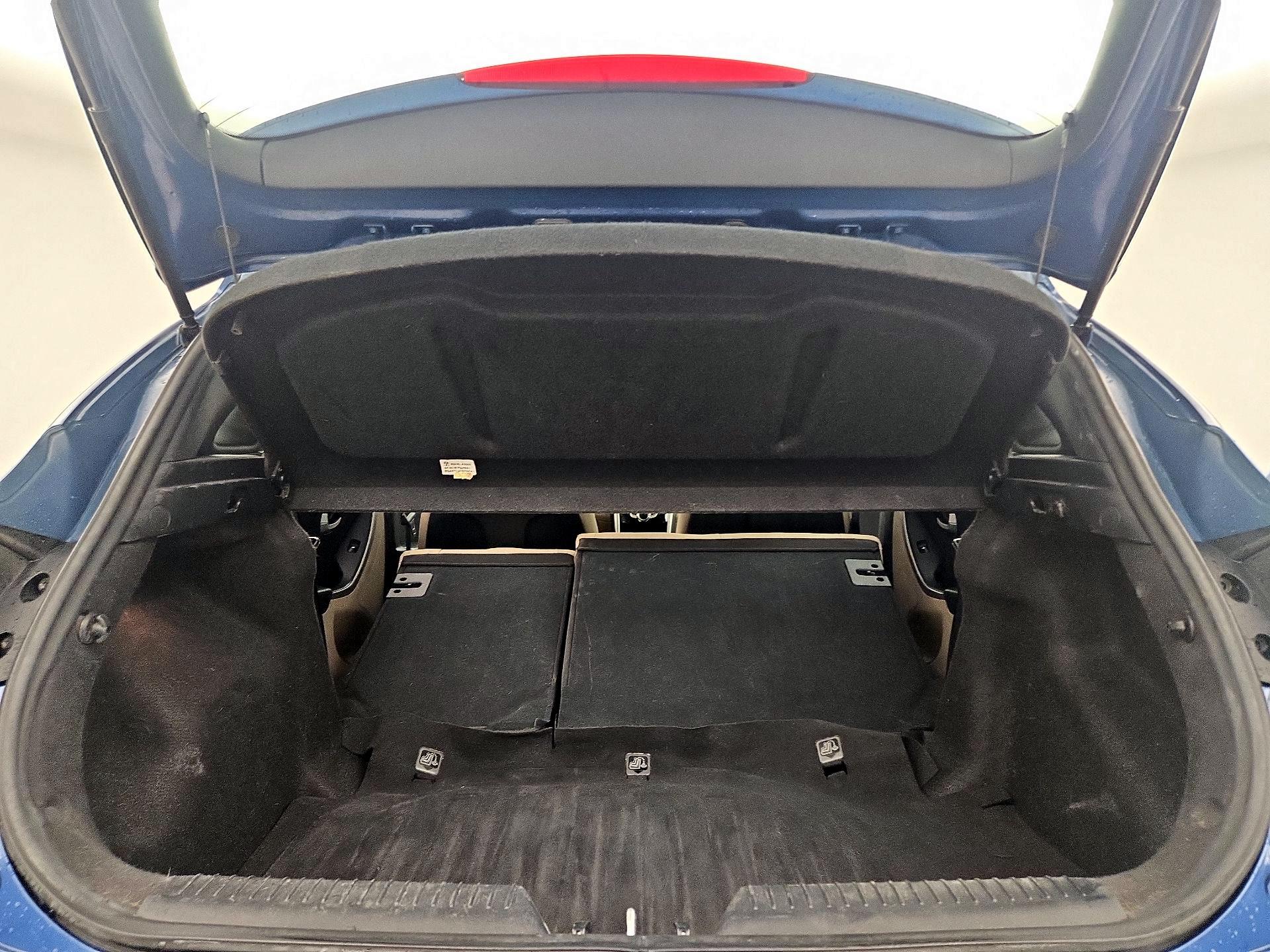 Thumbnail: 2016 Hyundai Elantra - 20