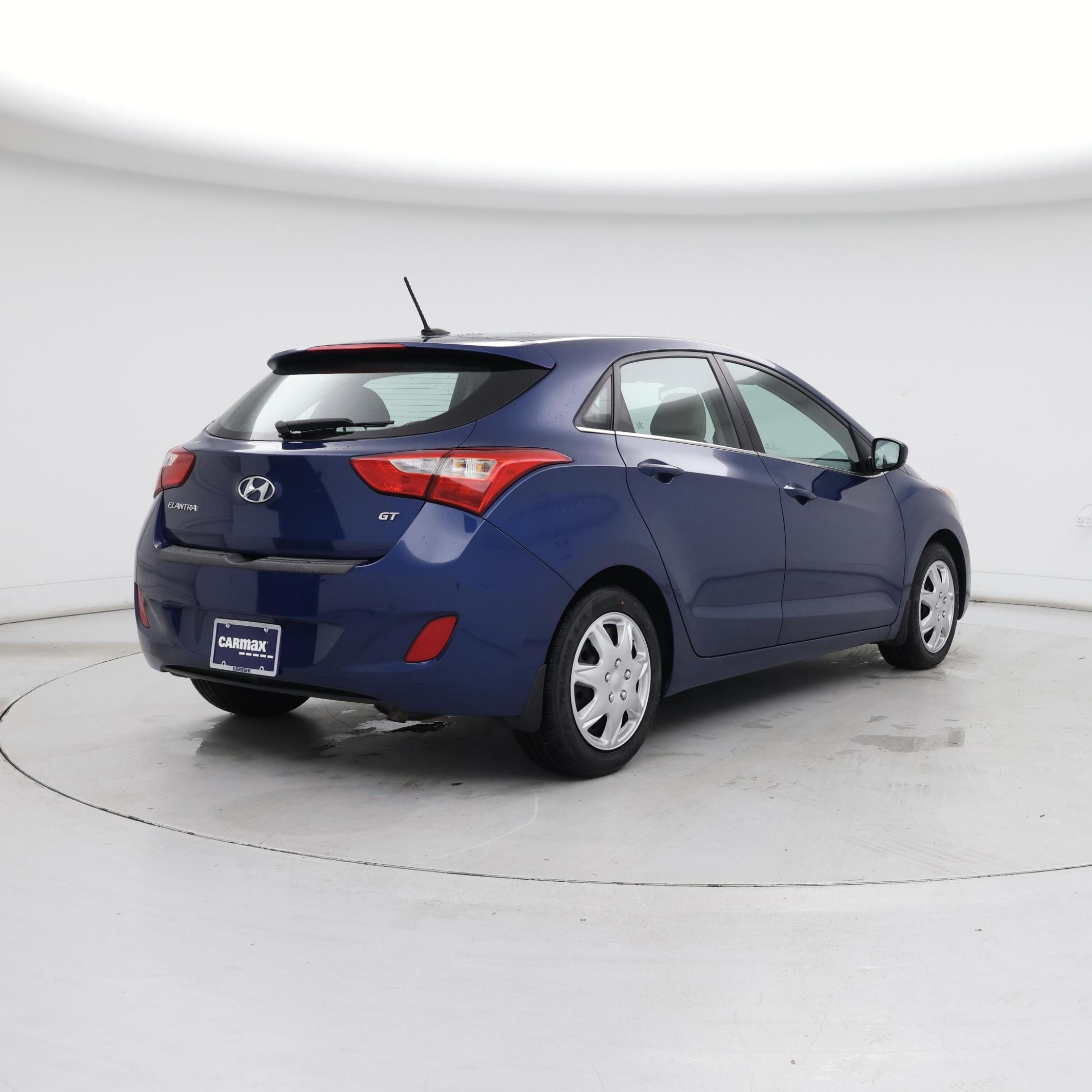 Thumbnail: 2016 Hyundai Elantra - 8