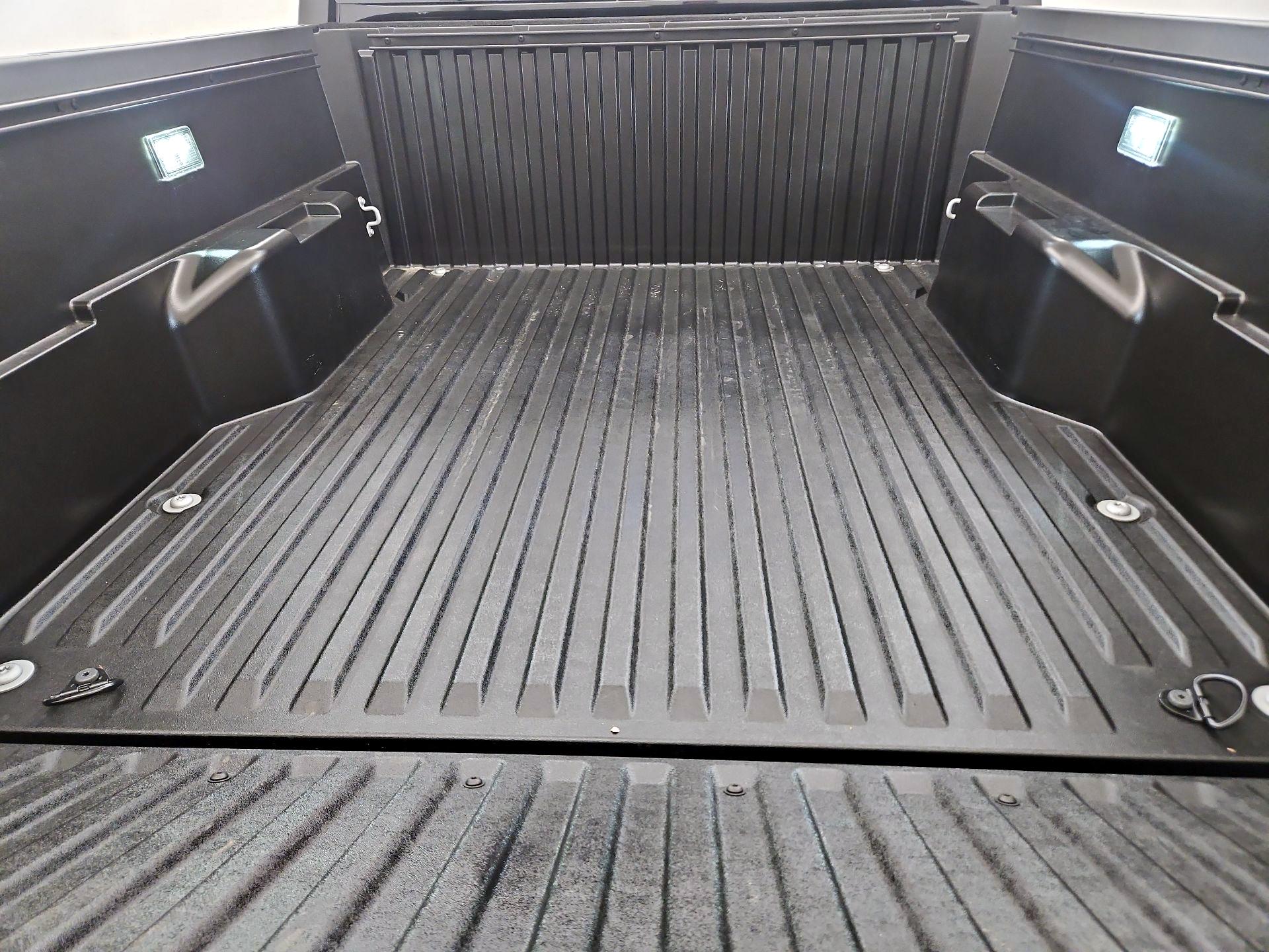 Thumbnail: 2025 Toyota Tacoma - 20