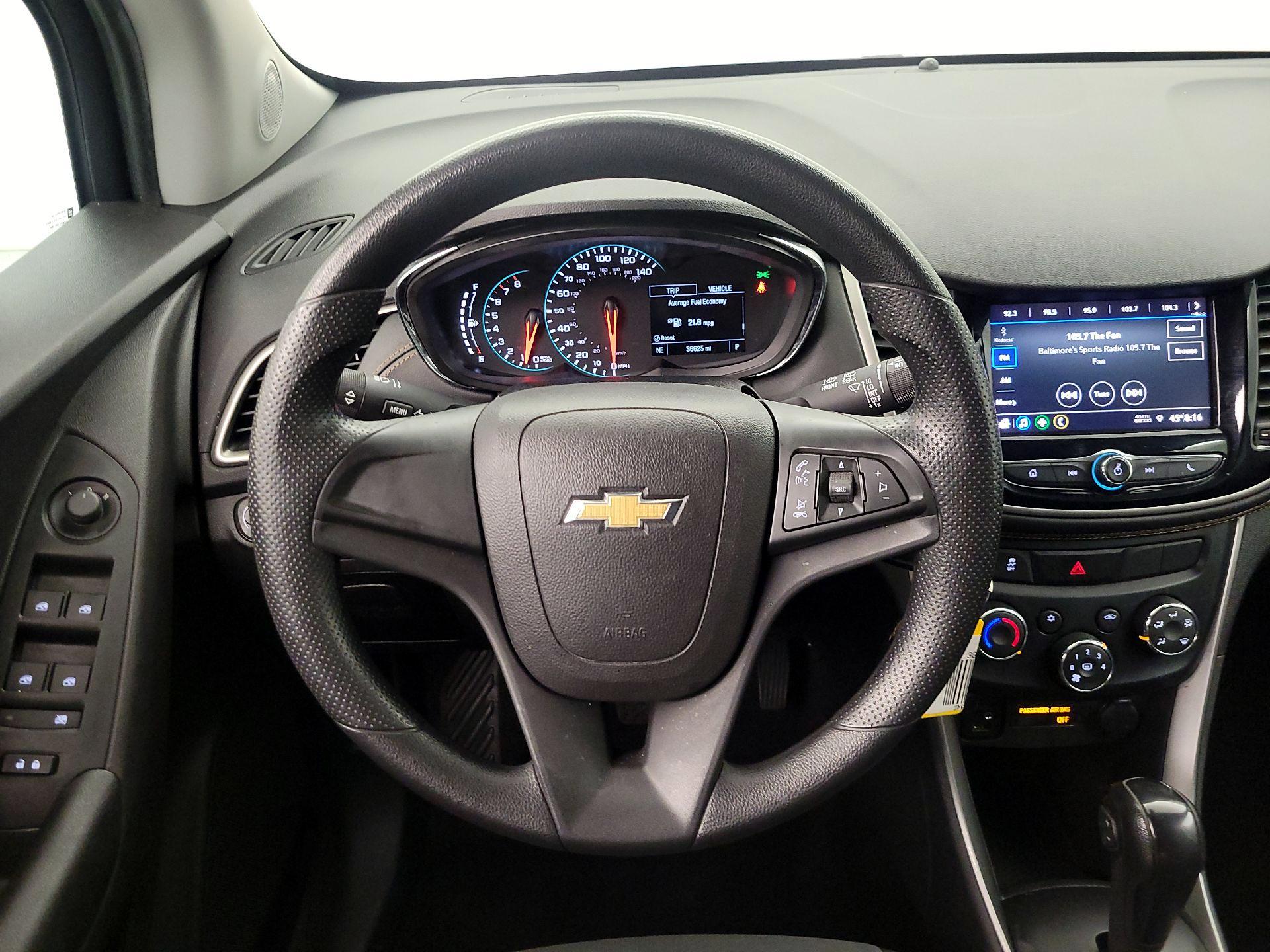 Thumbnail: 2020 Chevrolet Trax - 10