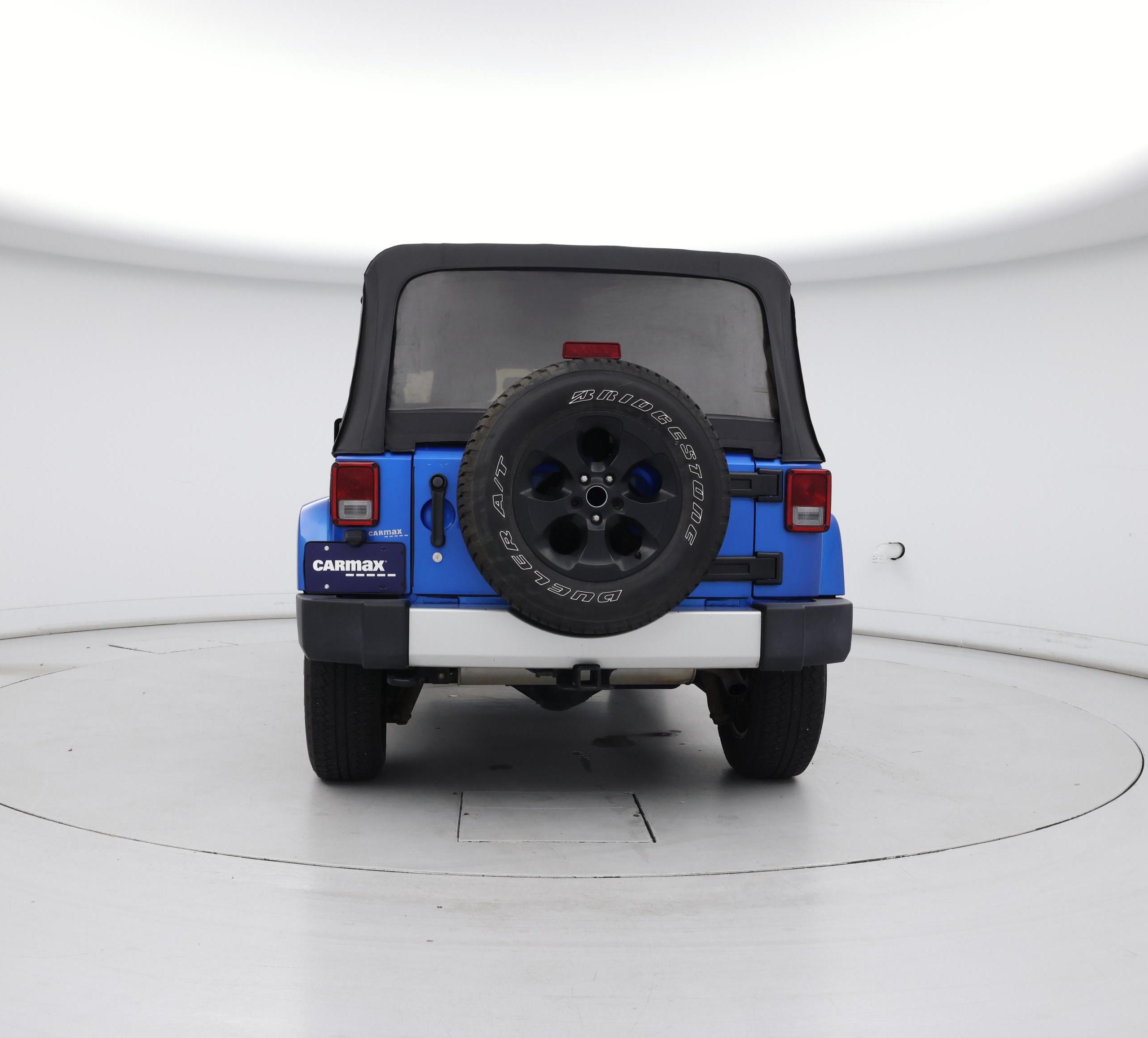 Thumbnail: 2015 Jeep Wrangler - 6