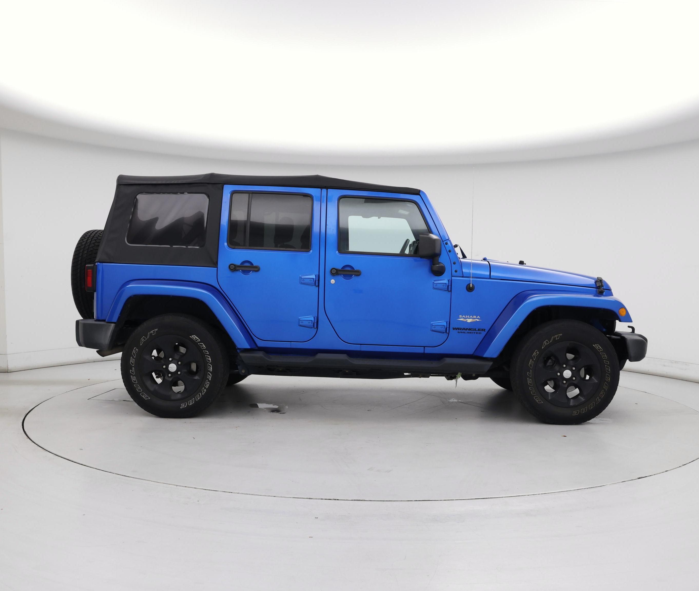 Thumbnail: 2015 Jeep Wrangler - 7