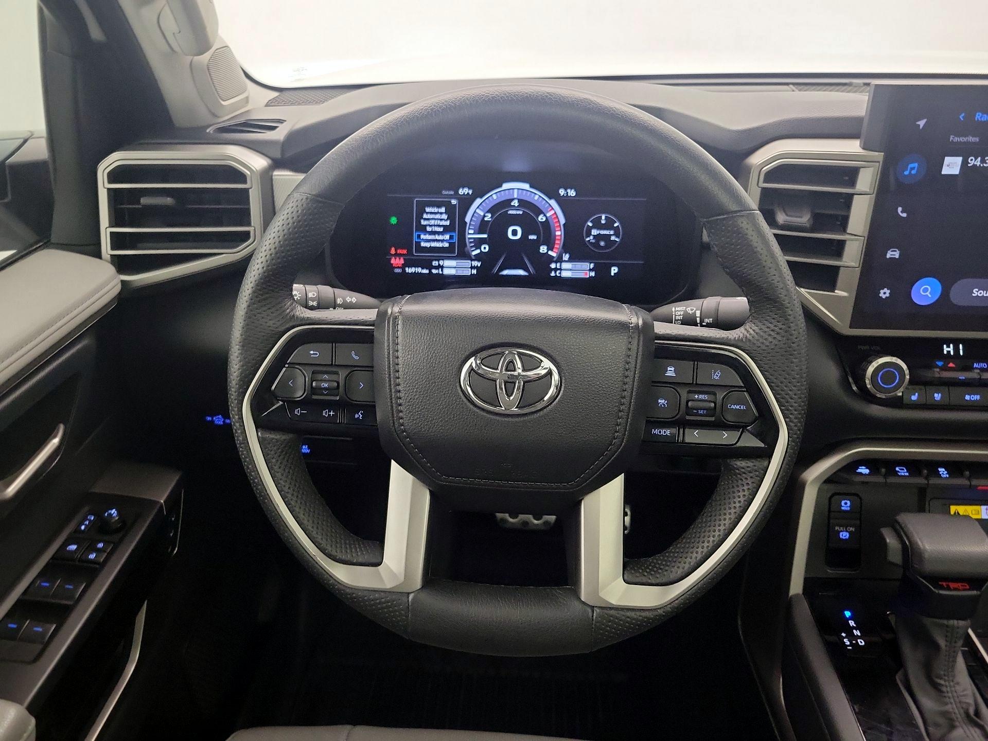 Thumbnail: 2024 Toyota Tundra - 10