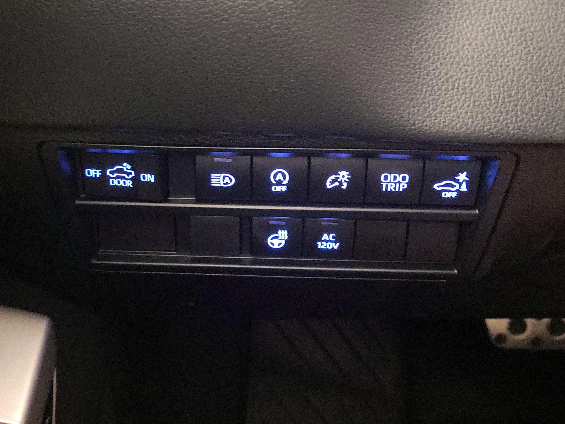 Thumbnail: 2024 Toyota Tundra - 13