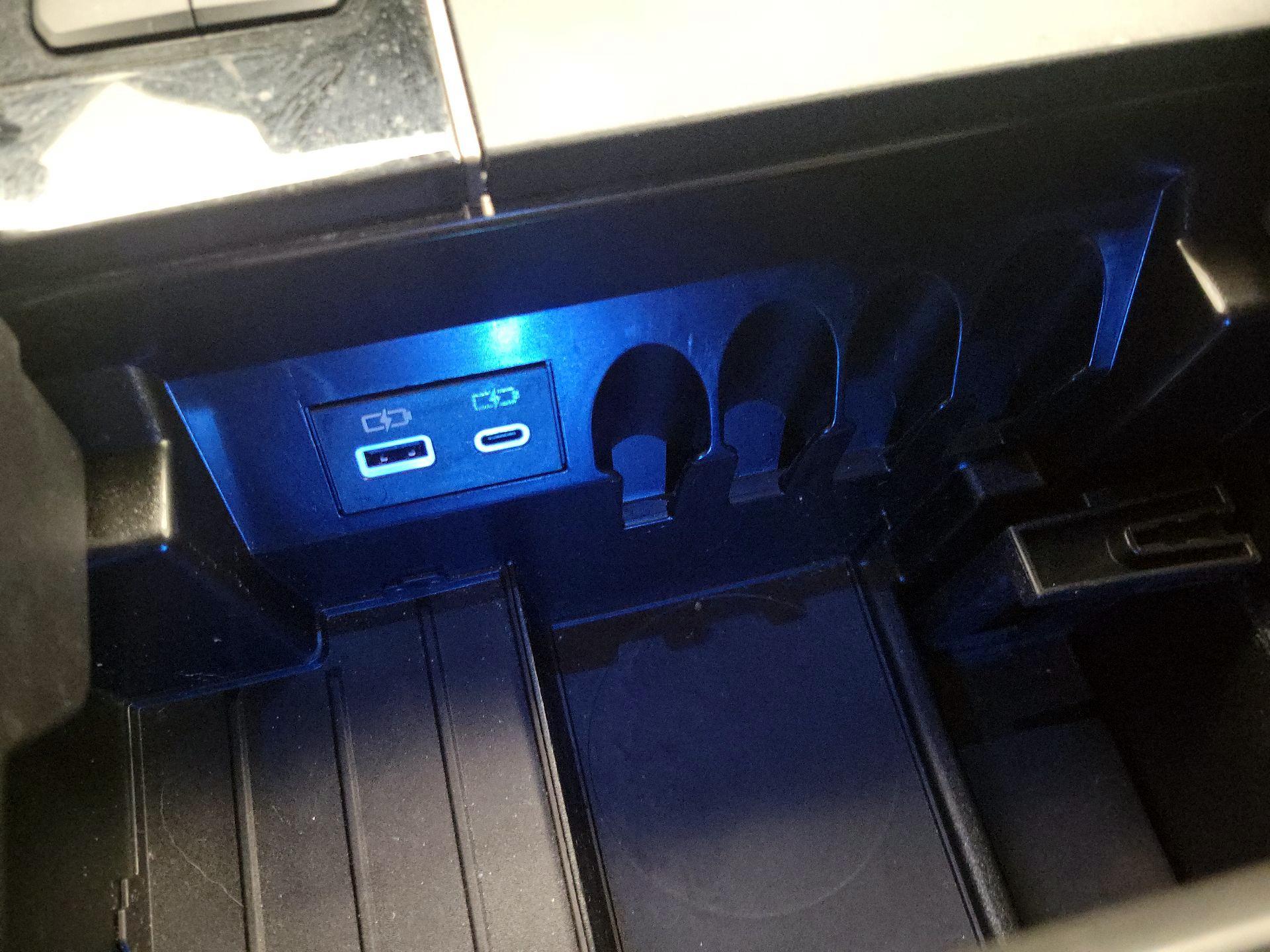 Thumbnail: 2024 Toyota Tundra - 18