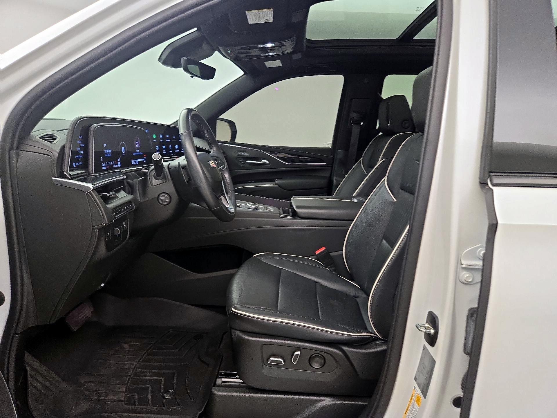 Thumbnail: 2023 Cadillac Escalade - 11