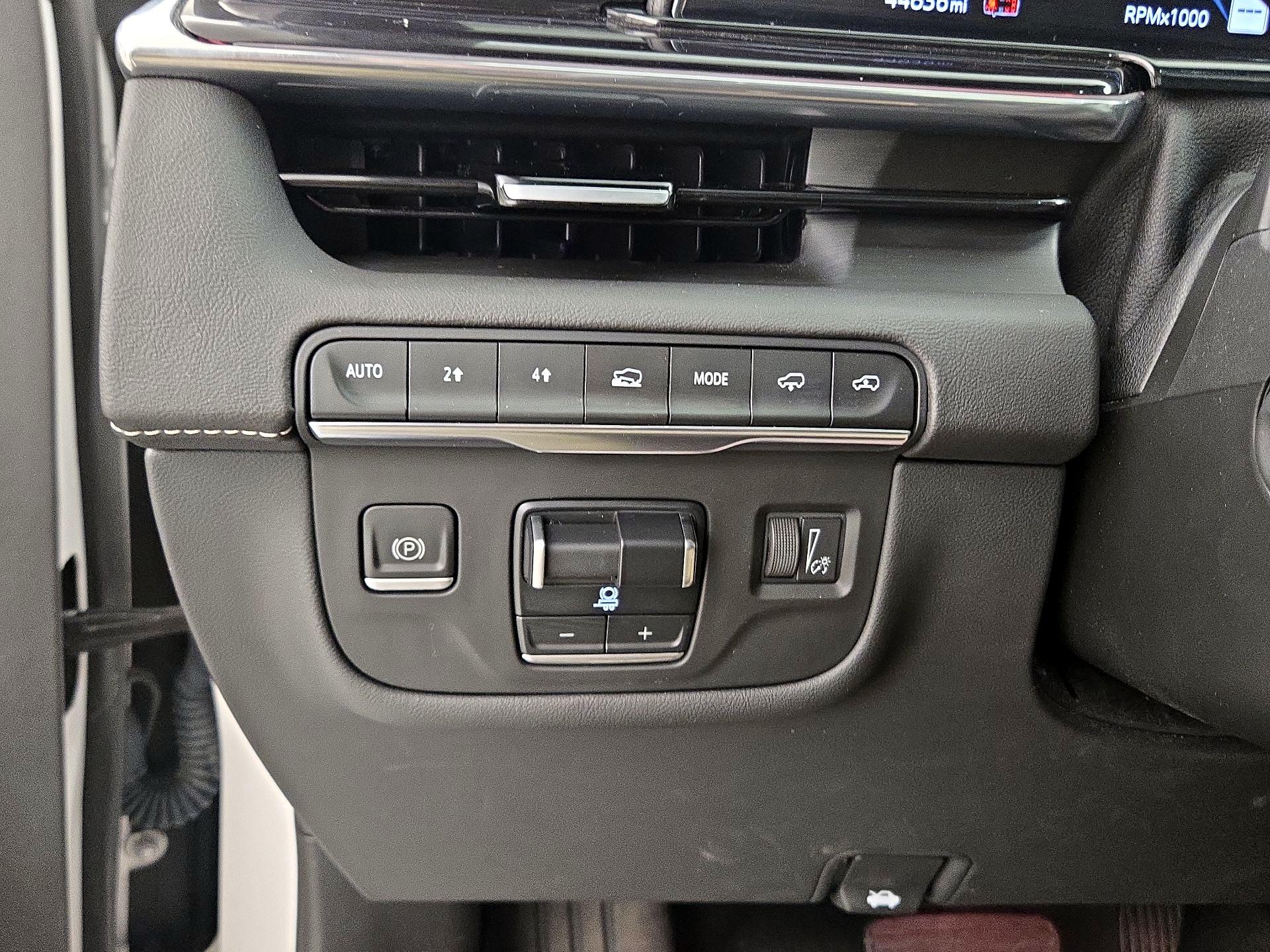 Thumbnail: 2023 Cadillac Escalade - 13