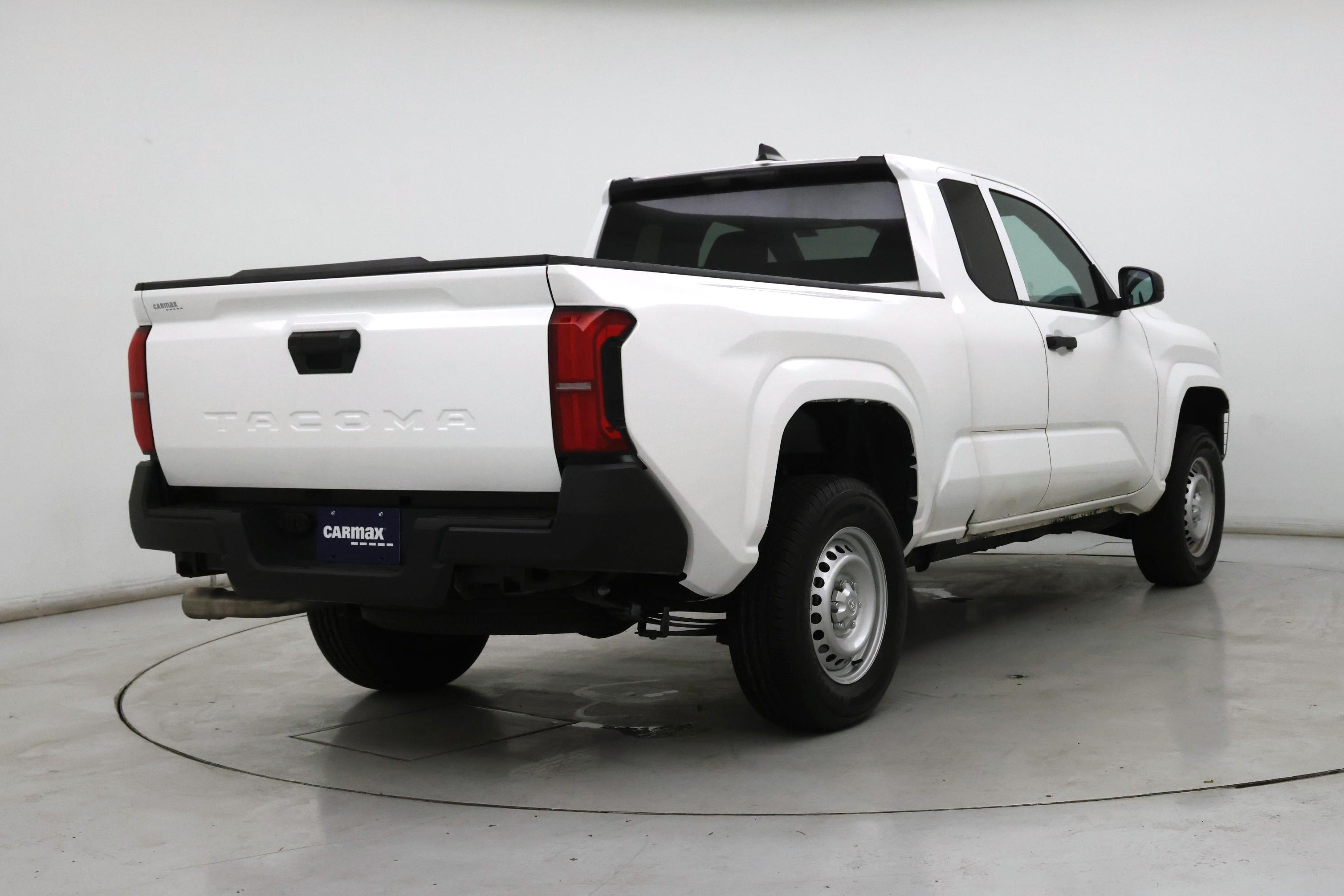 Thumbnail: 2024 Toyota Tacoma - 8