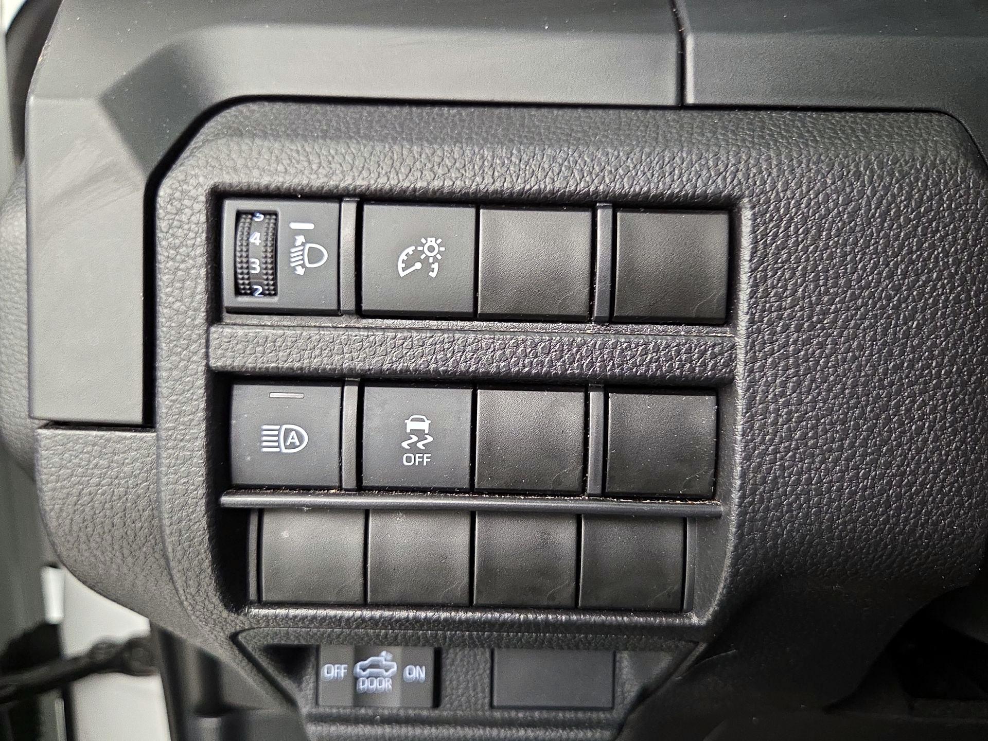 Thumbnail: 2024 Toyota Tacoma - 13