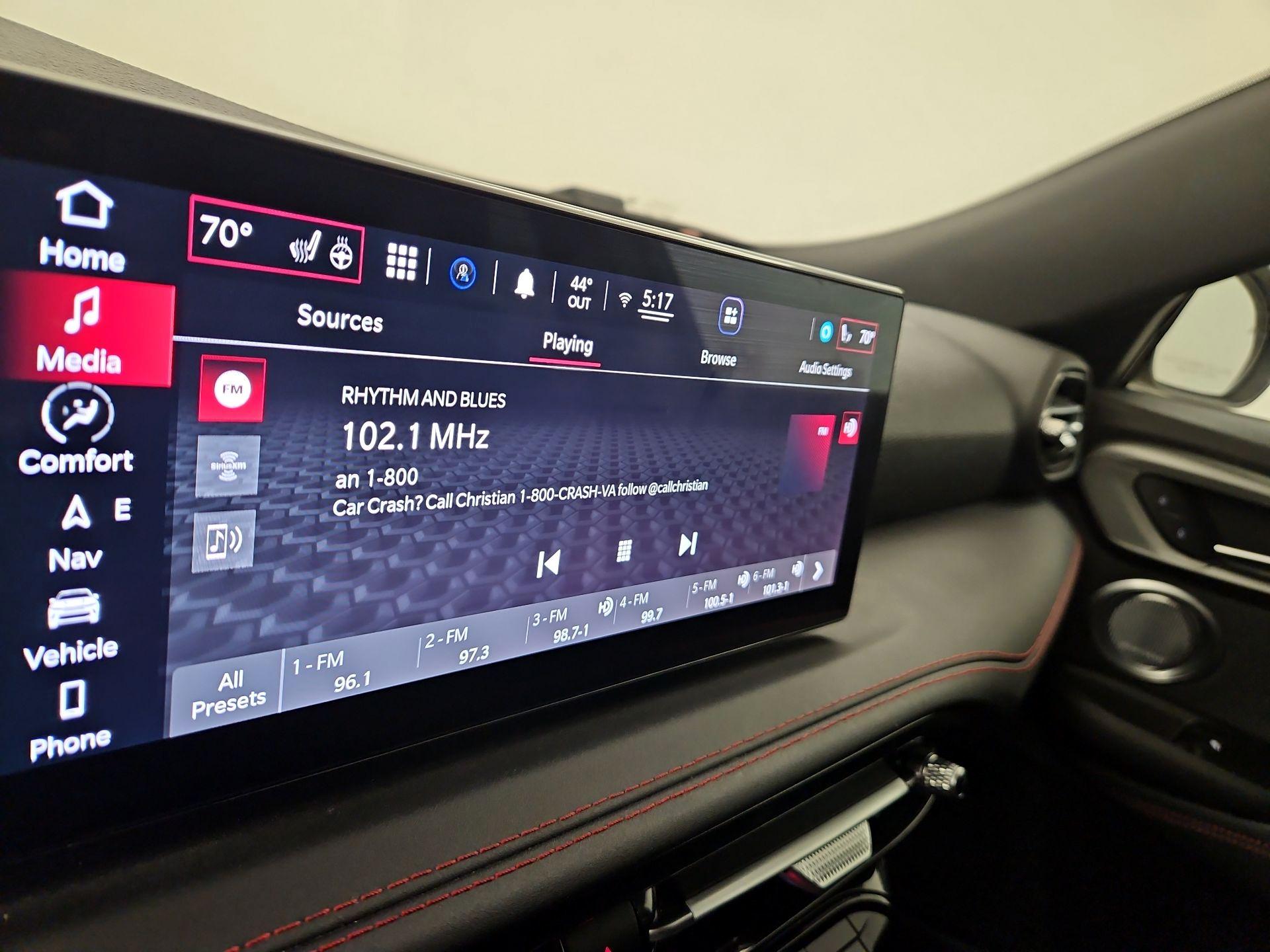 Thumbnail: 2023 Dodge Hornet - 16