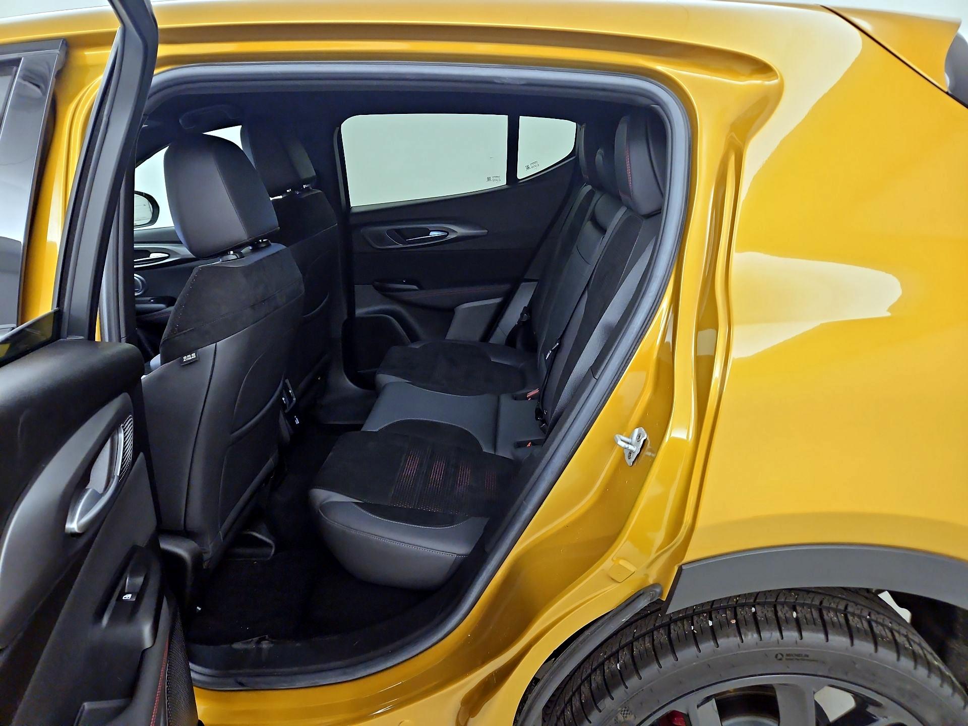 Thumbnail: 2023 Dodge Hornet - 20