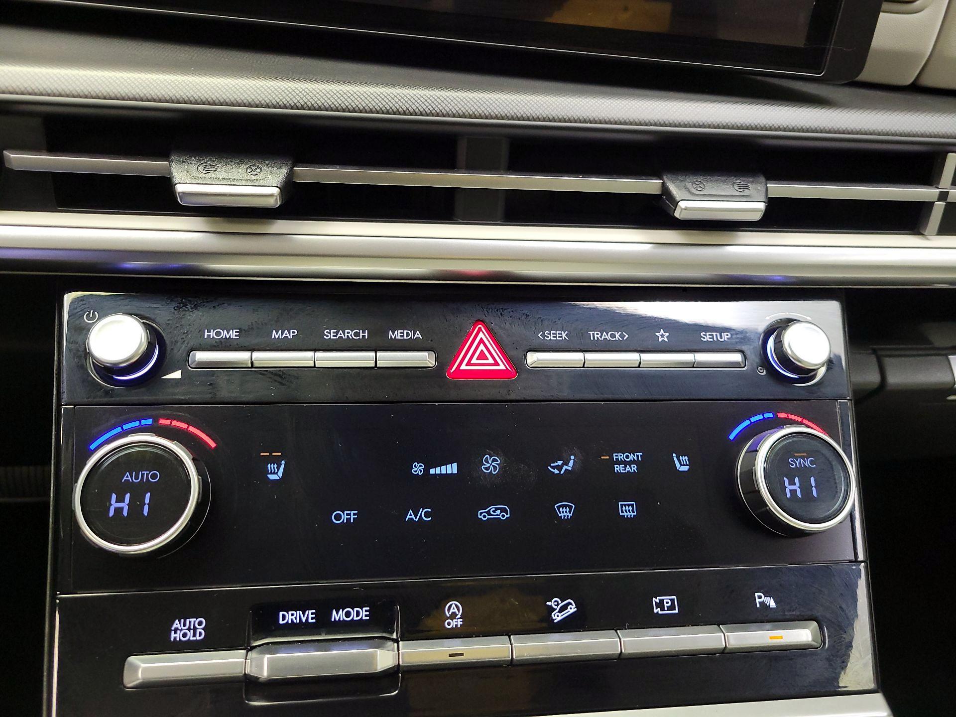 Thumbnail: 2025 Hyundai Santa Fe - 16