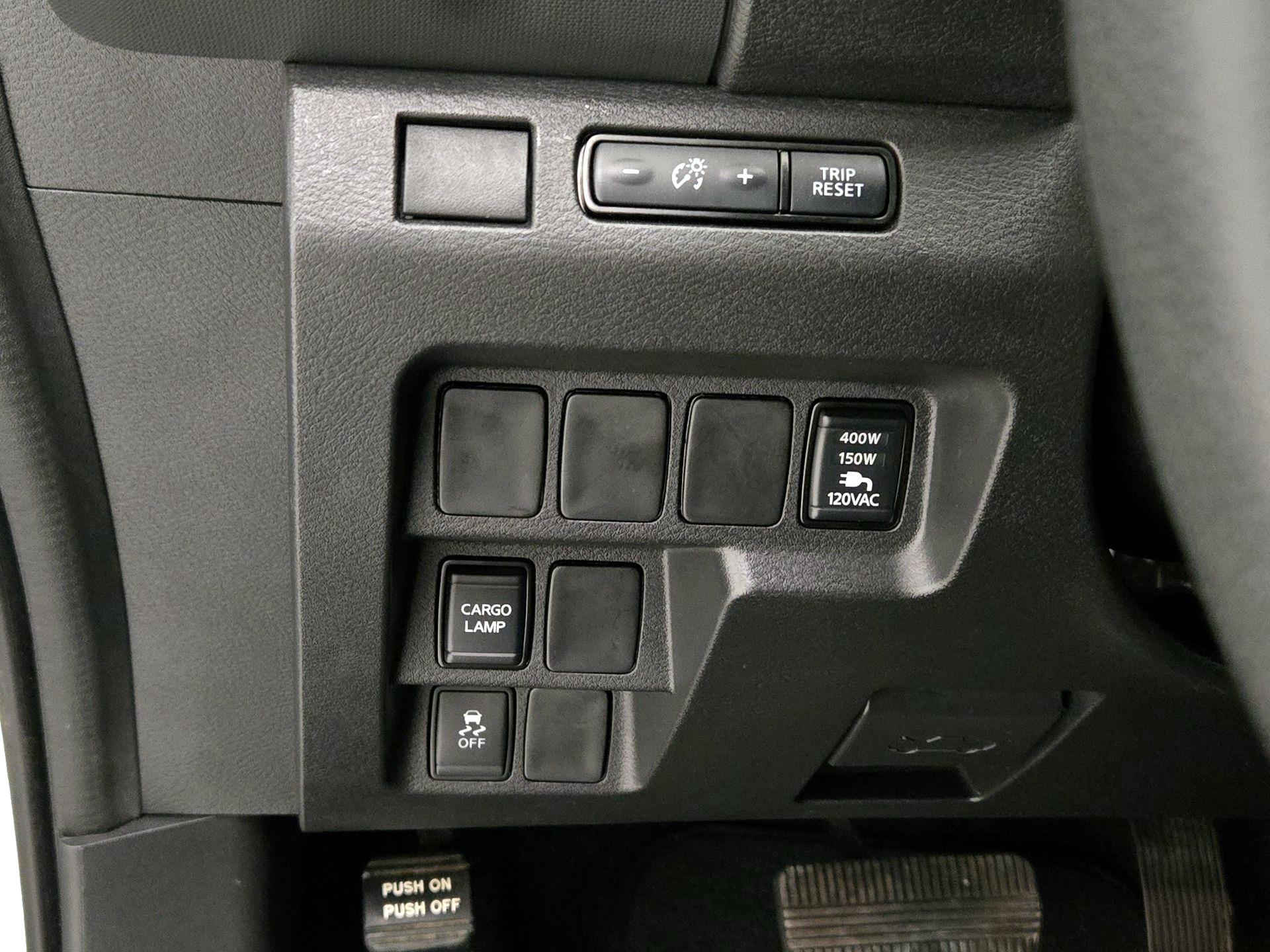 Thumbnail: 2024 Nissan Frontier - 13