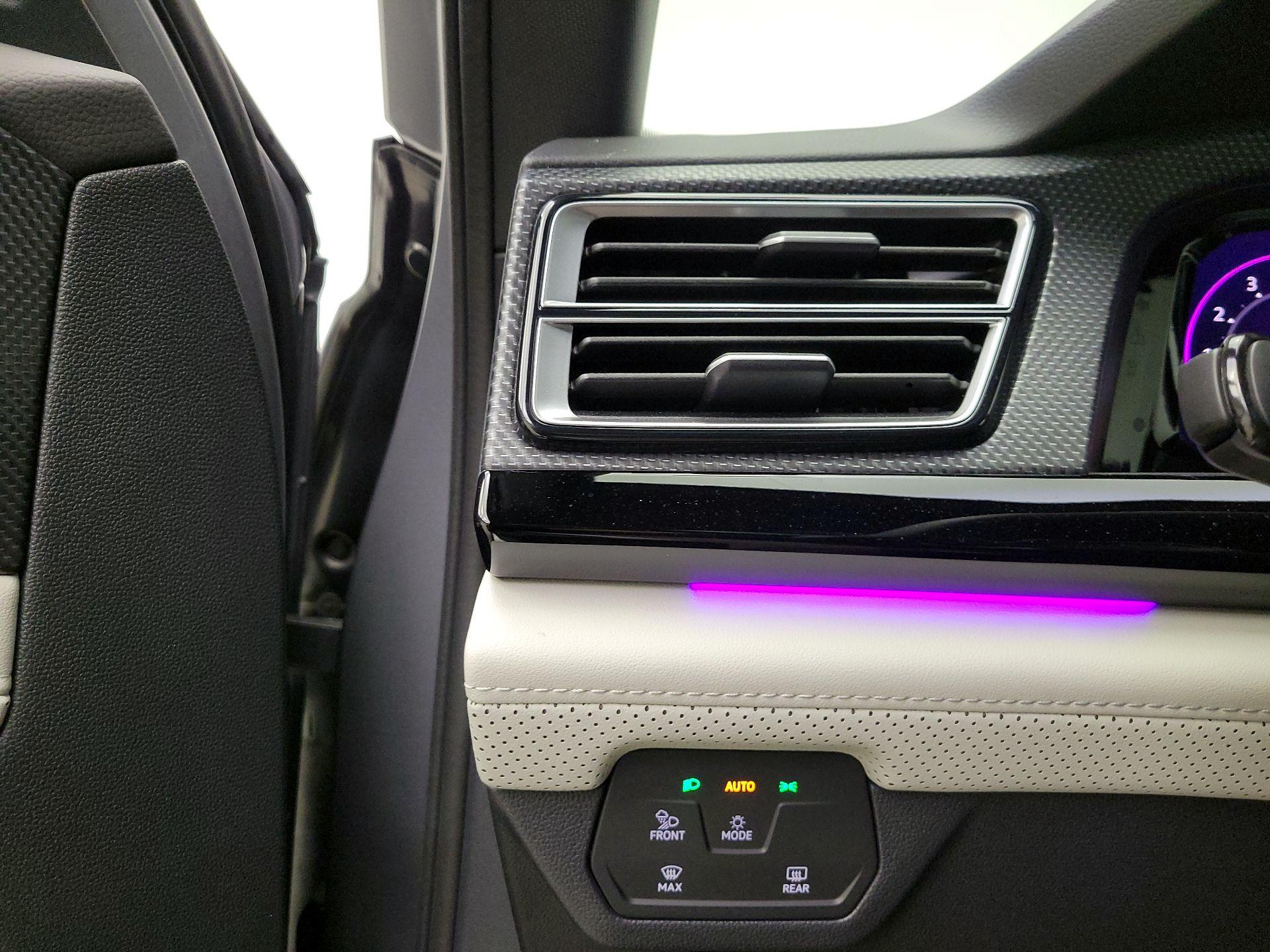 Thumbnail: 2024 Volkswagen Atlas - 13