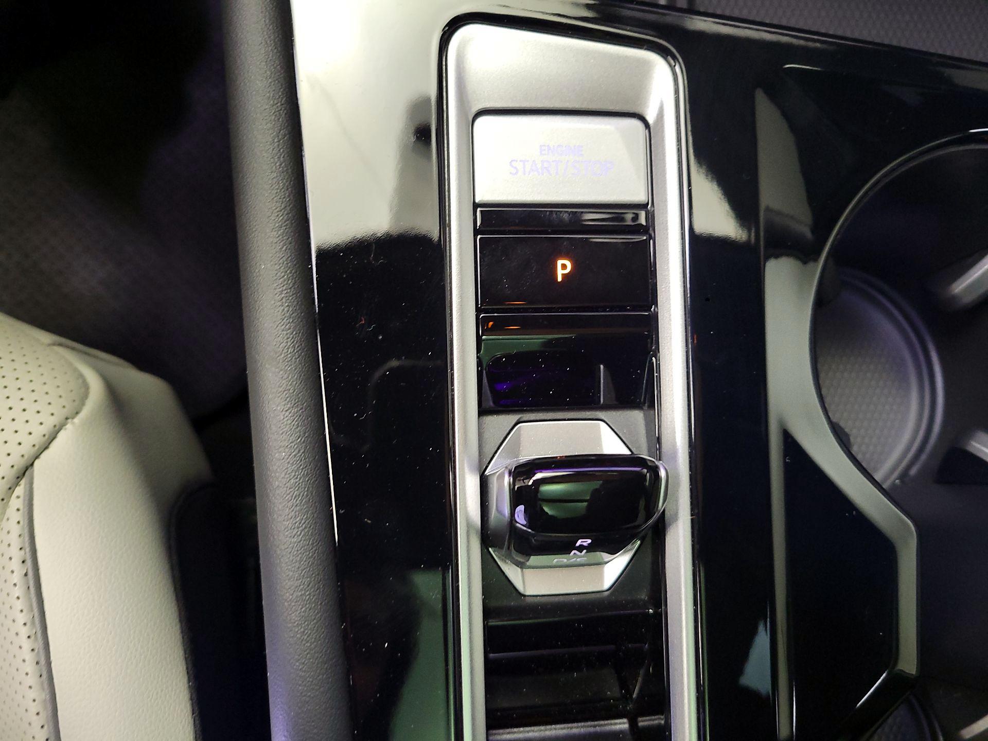 Thumbnail: 2024 Volkswagen Atlas - 17