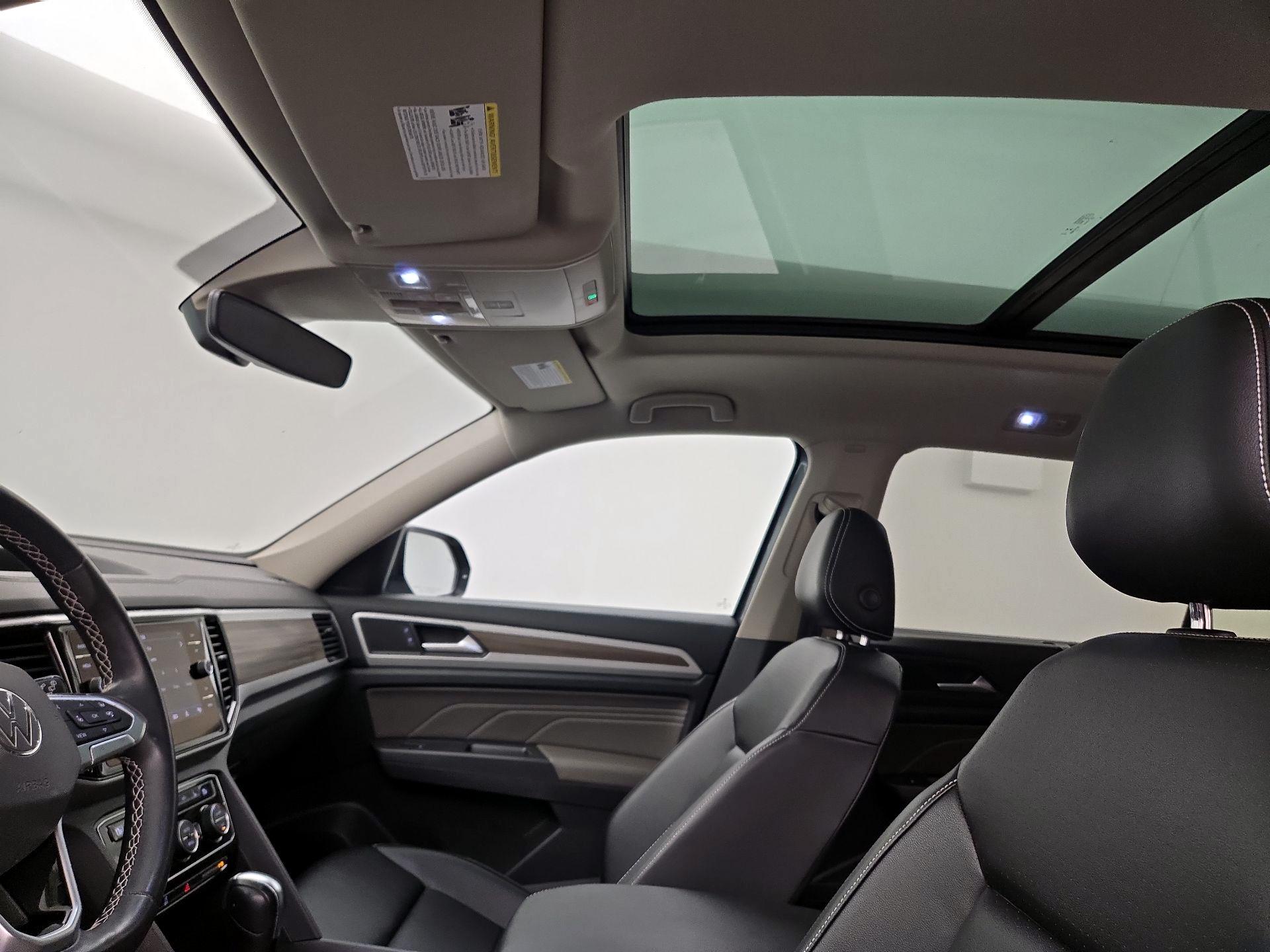 Thumbnail: 2021 Volkswagen Atlas - 20