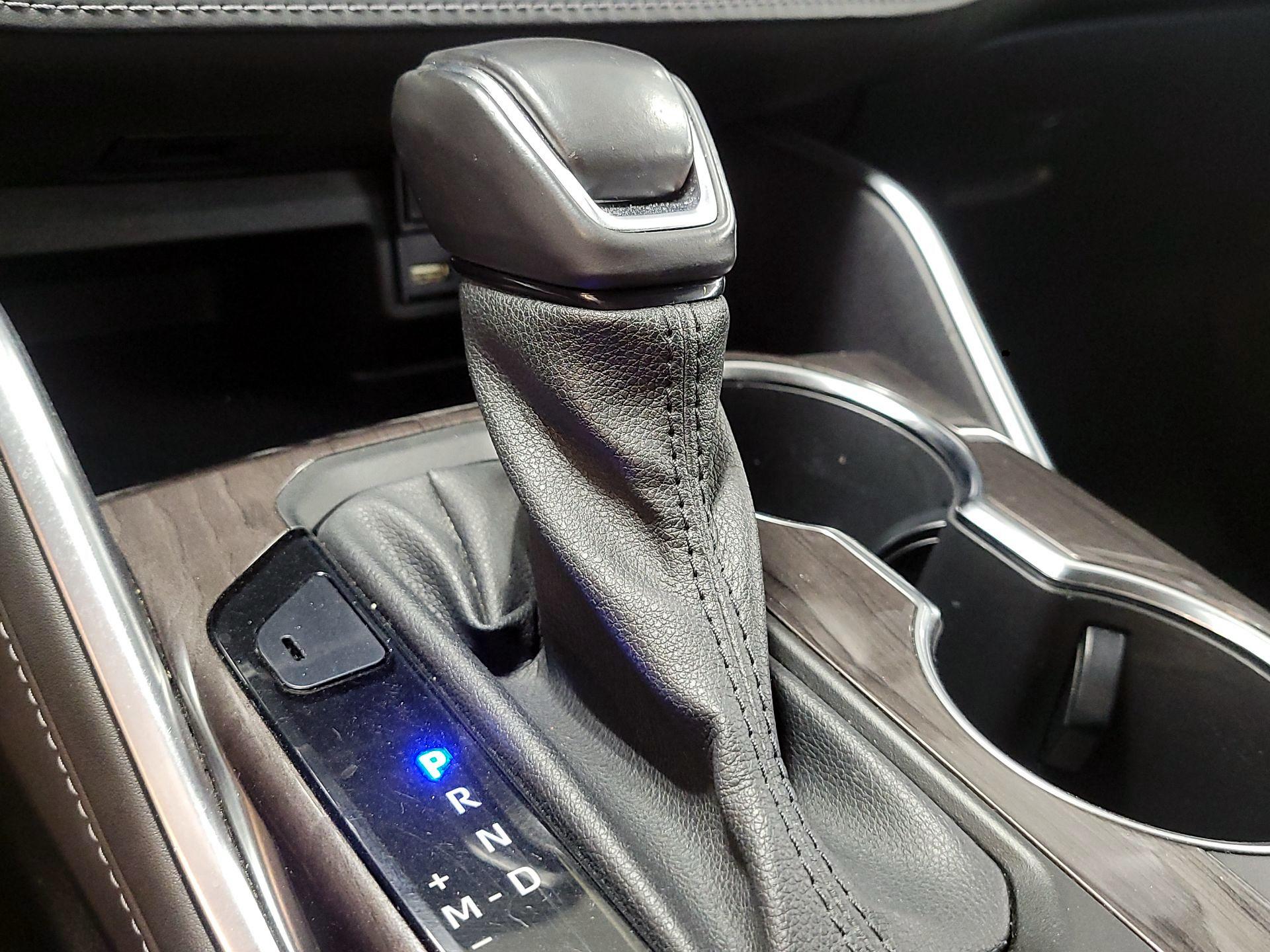 Thumbnail: 2021 Toyota Highlander - 18