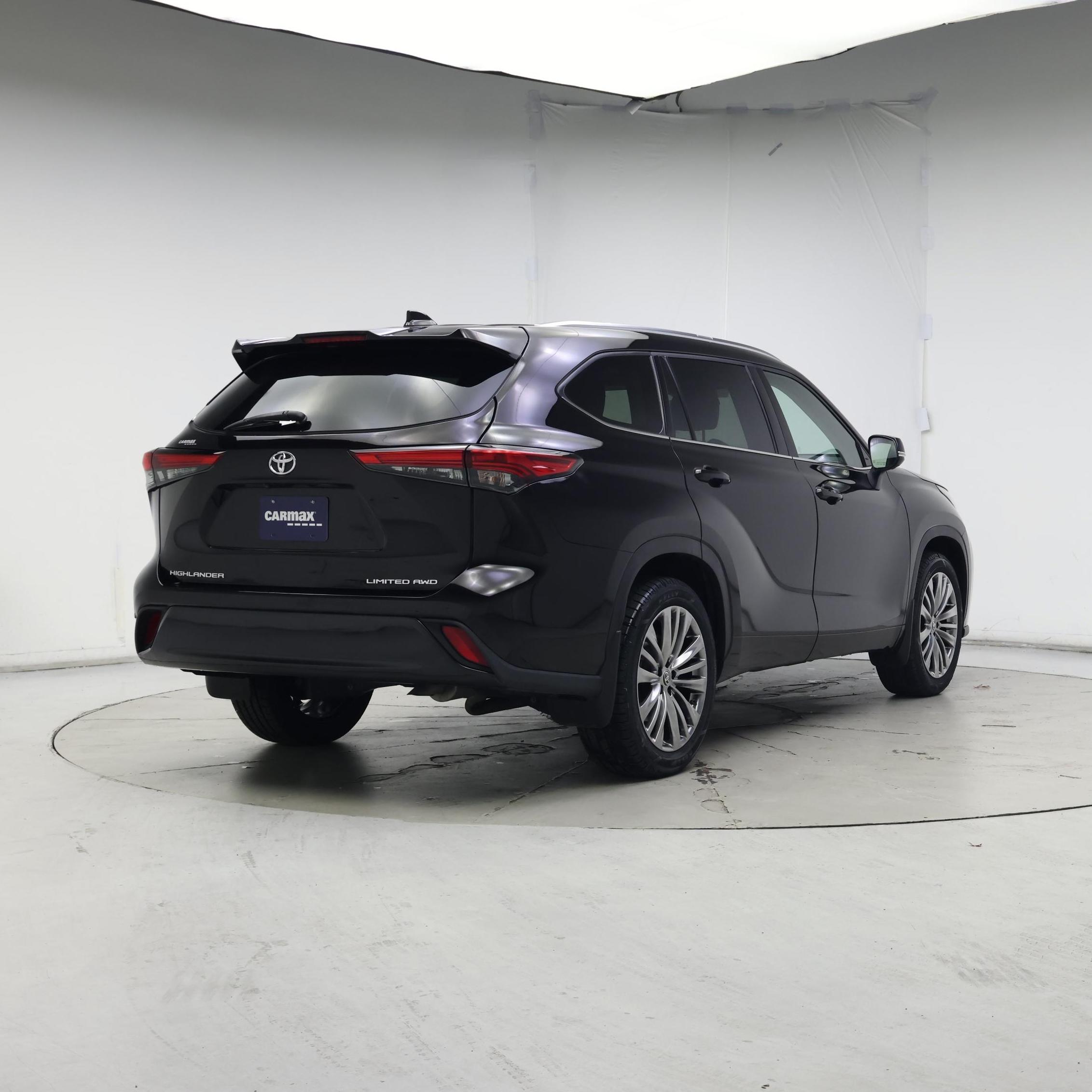 Thumbnail: 2021 Toyota Highlander - 8