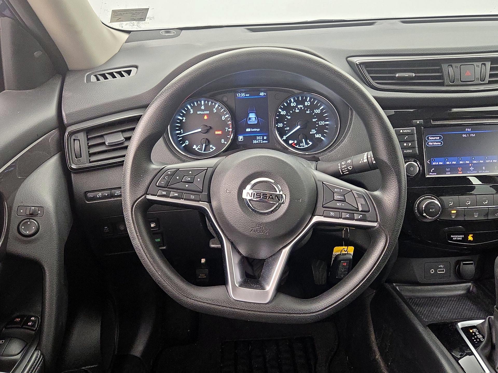 Thumbnail: 2019 Nissan Rogue - 10