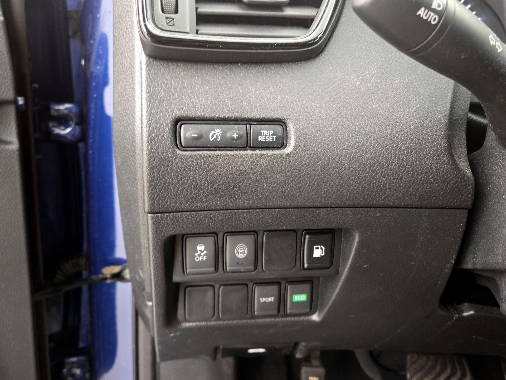 Thumbnail: 2019 Nissan Rogue - 13