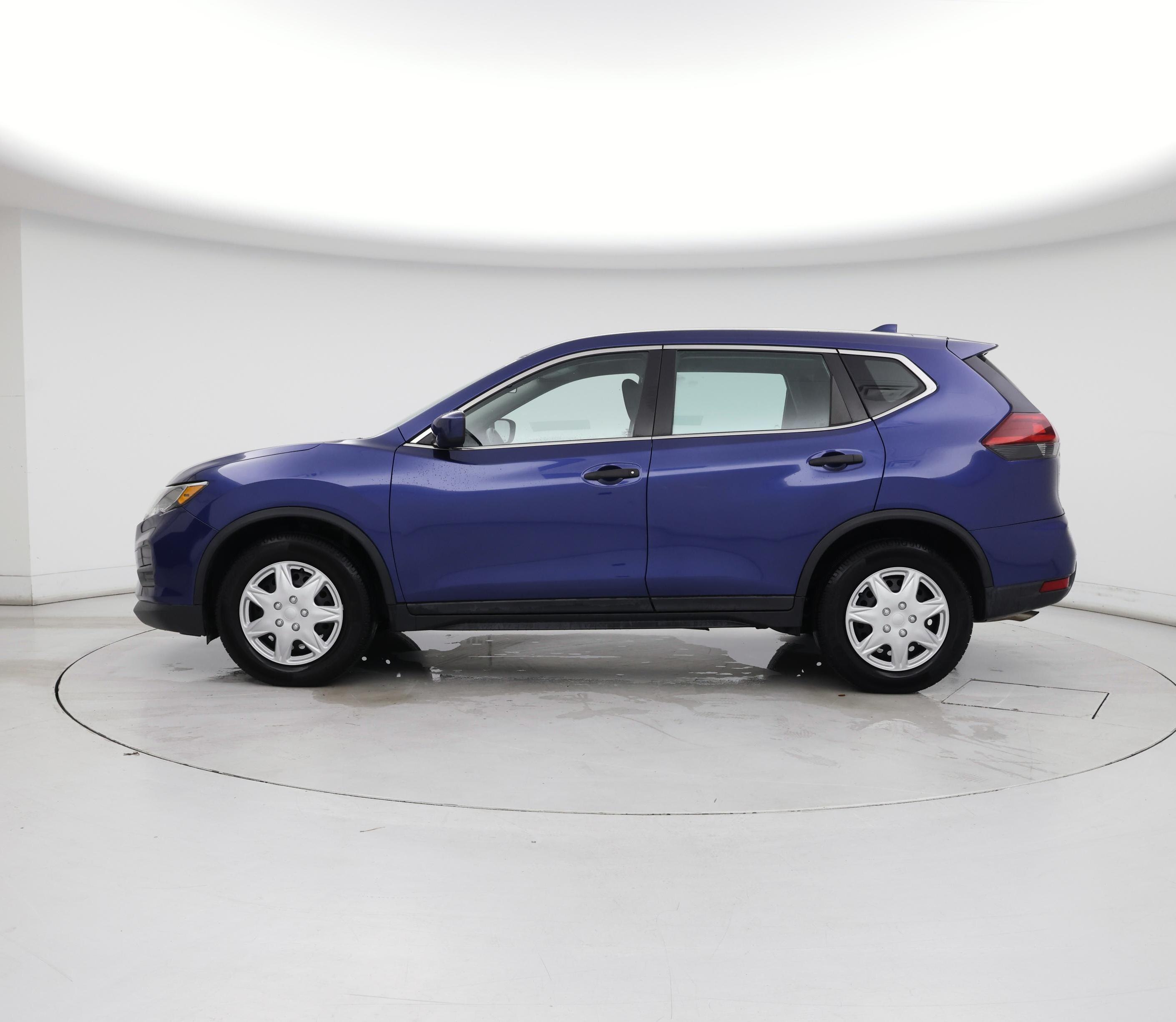 Thumbnail: 2019 Nissan Rogue - 3