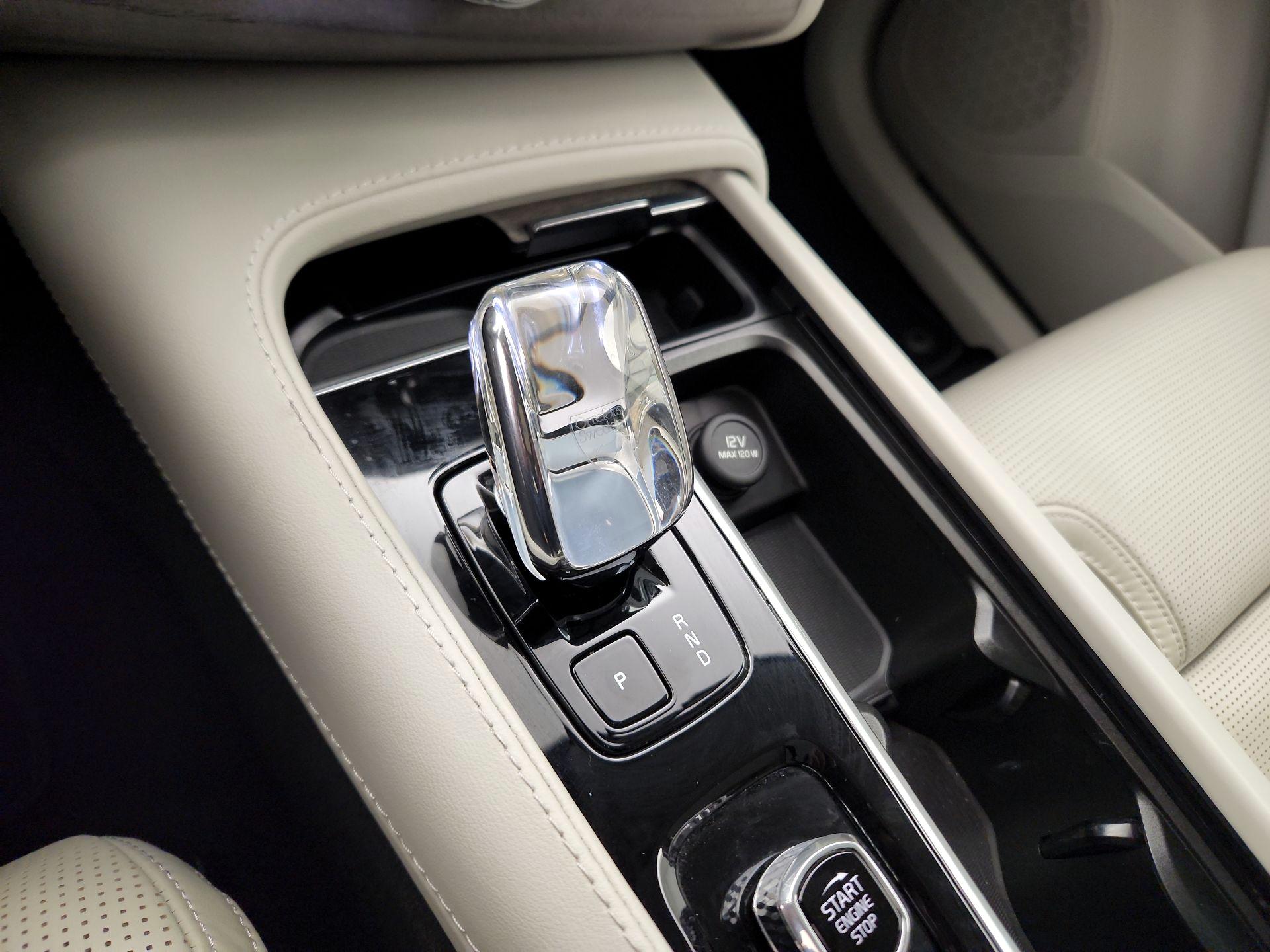 Thumbnail: 2023 Volvo XC90 - 17