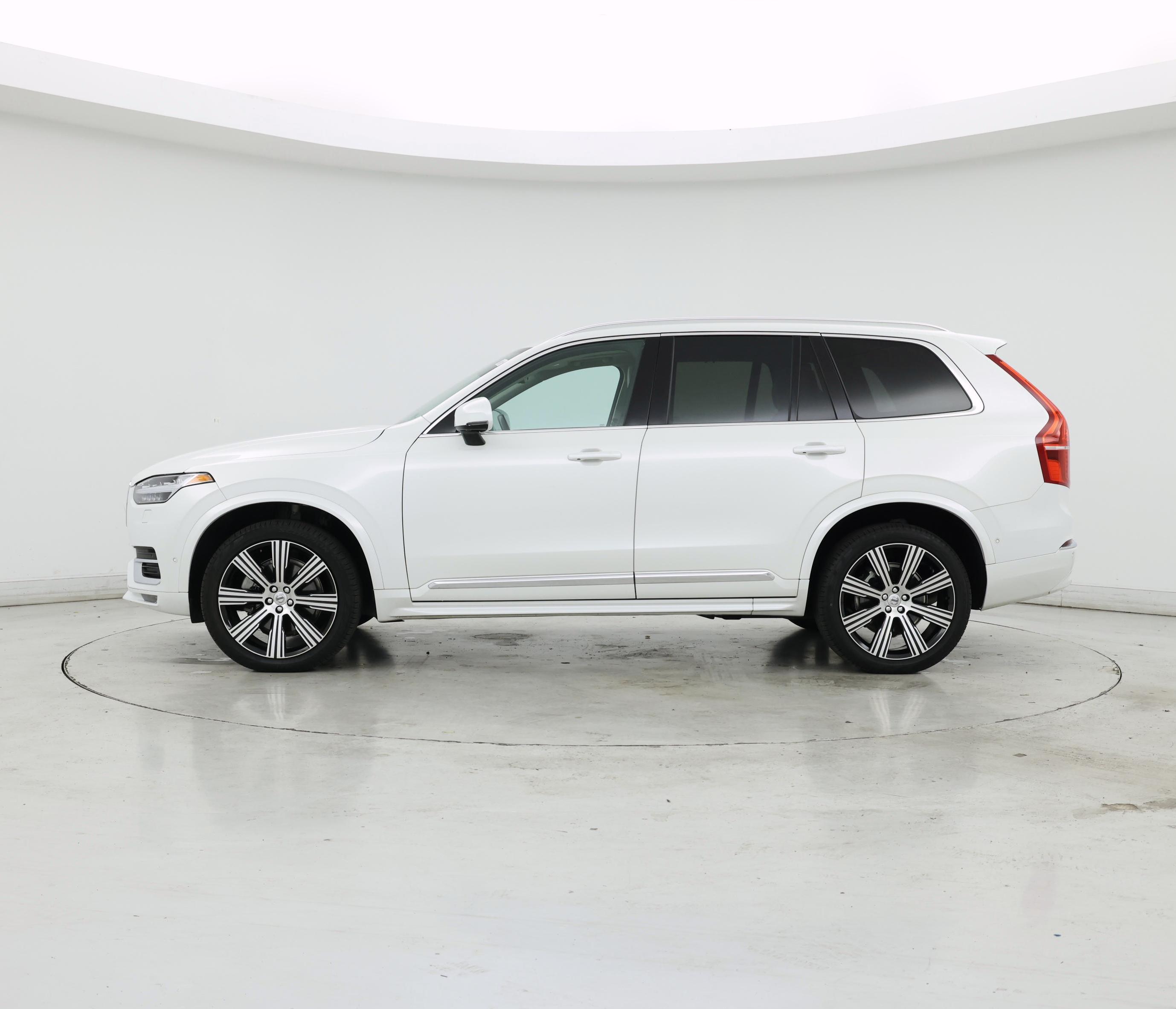 Thumbnail: 2023 Volvo XC90 - 3